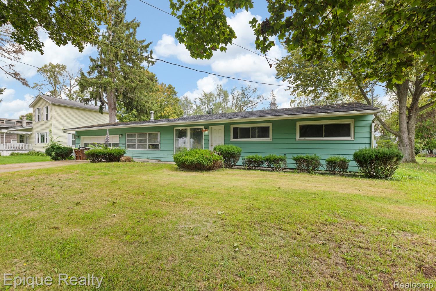 1231 Vine Street Property Photo 4