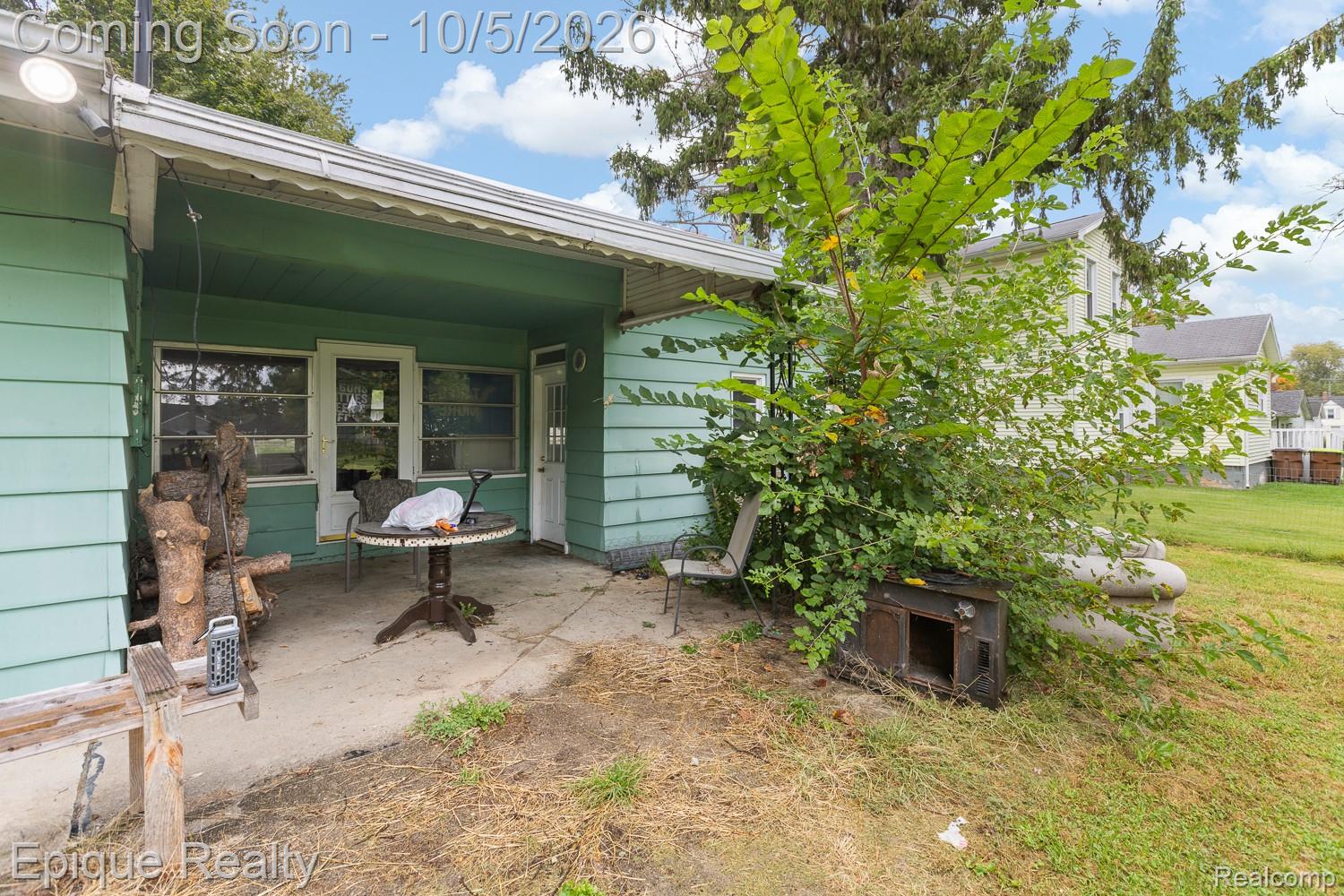 1231 Vine Street Property Photo 7