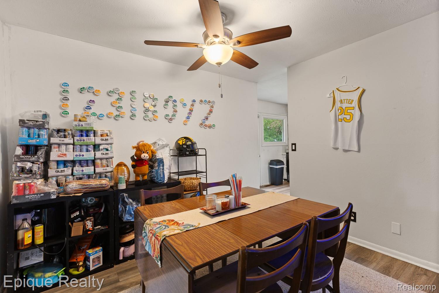 1231 Vine Street Property Photo 15