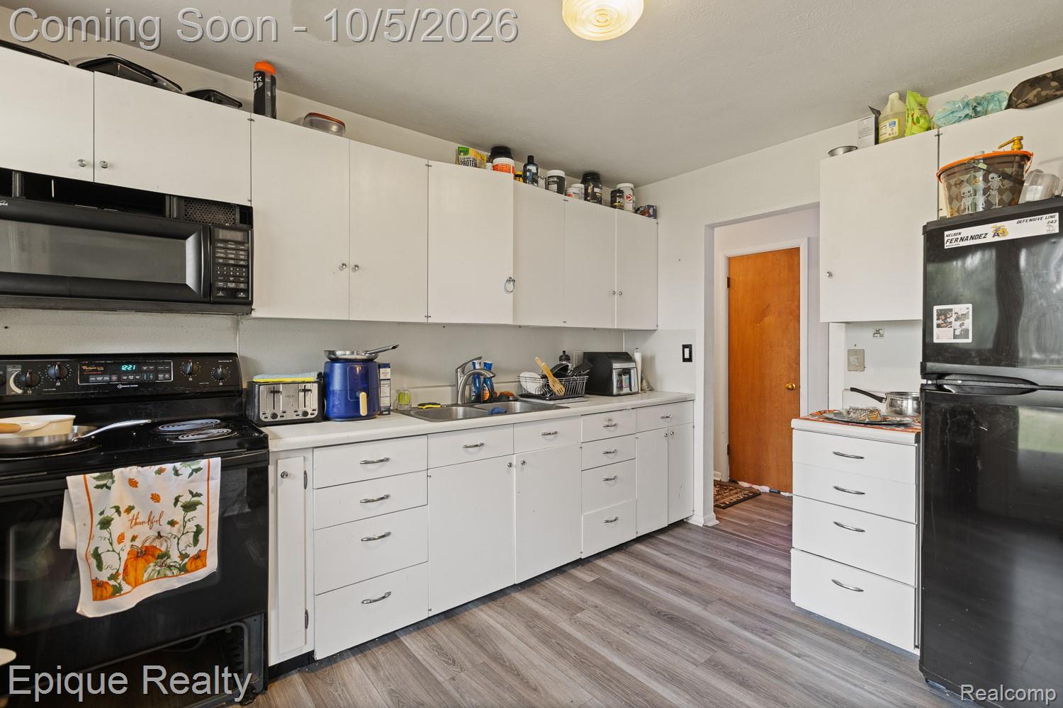 1231 Vine Street Property Photo 16