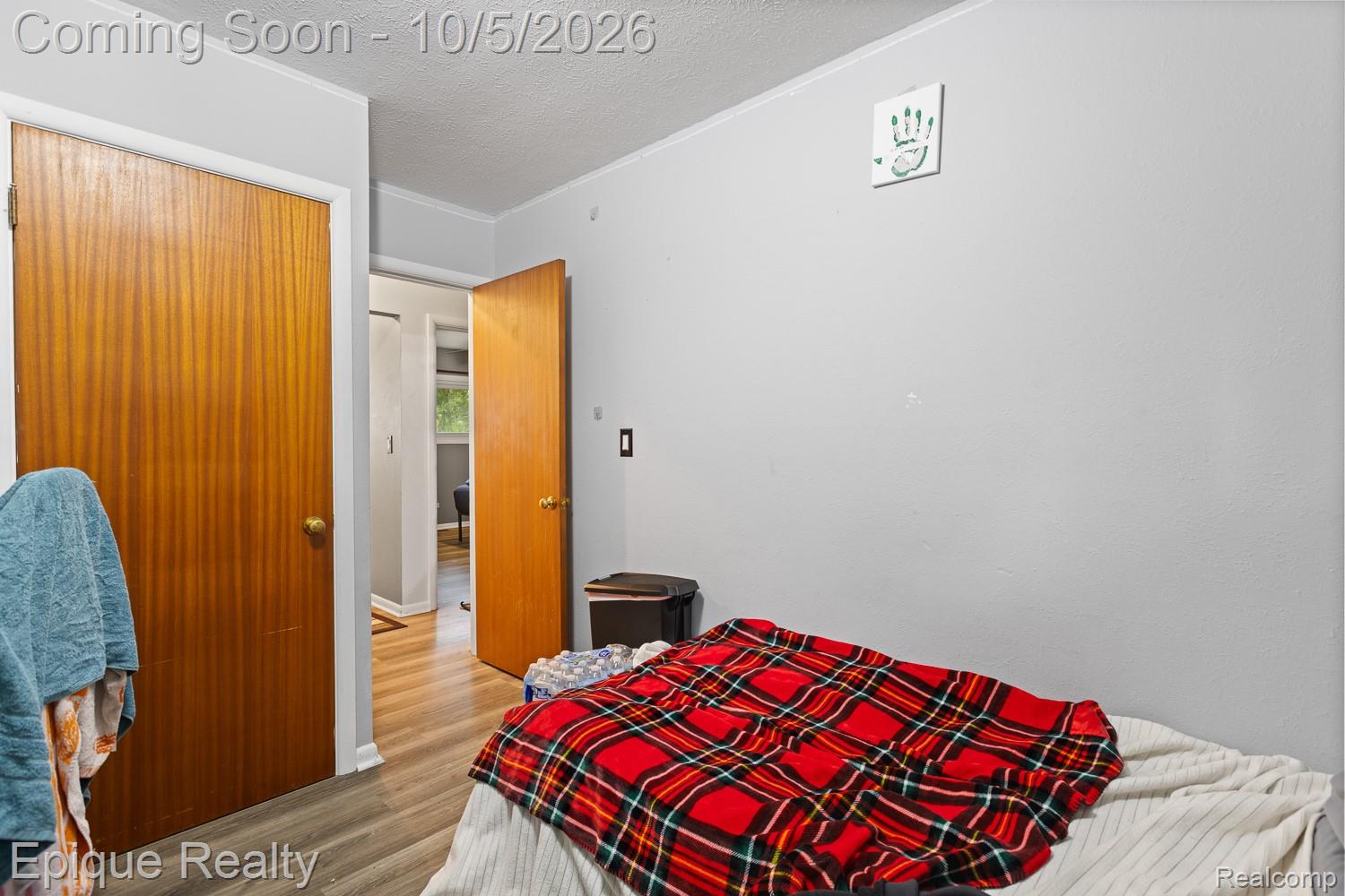 1231 Vine Street Property Photo 21