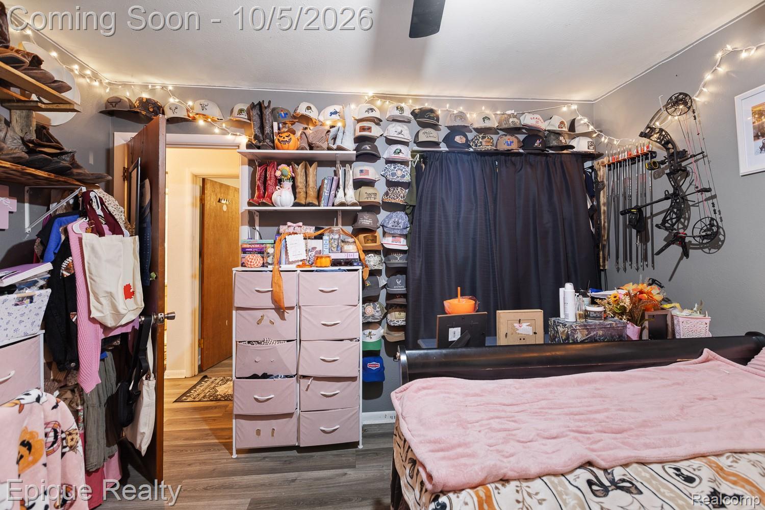 1231 Vine Street Property Photo 25