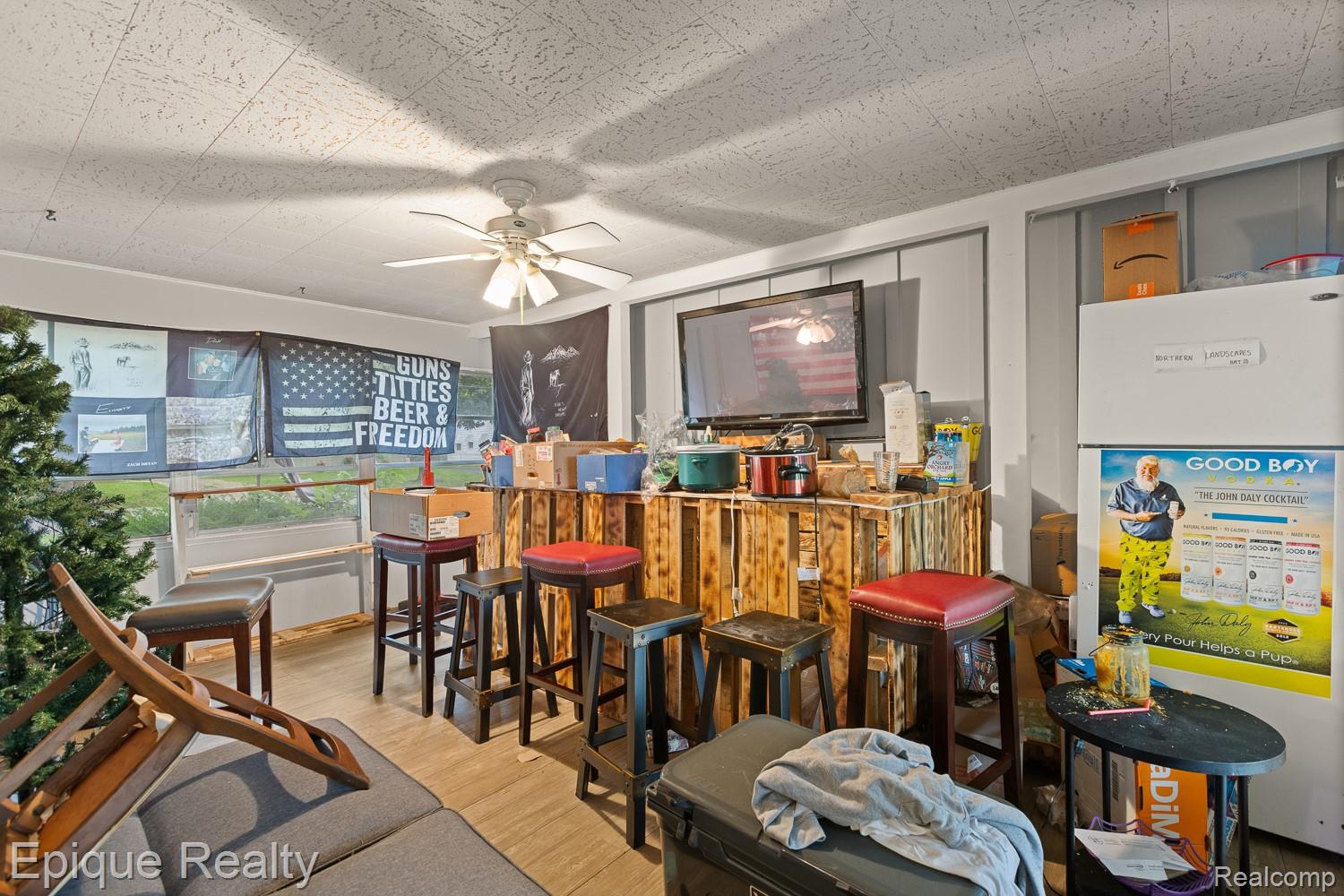 1231 Vine Street Property Photo 27