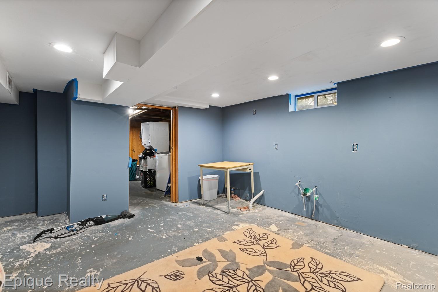 1231 Vine Street Property Photo 29