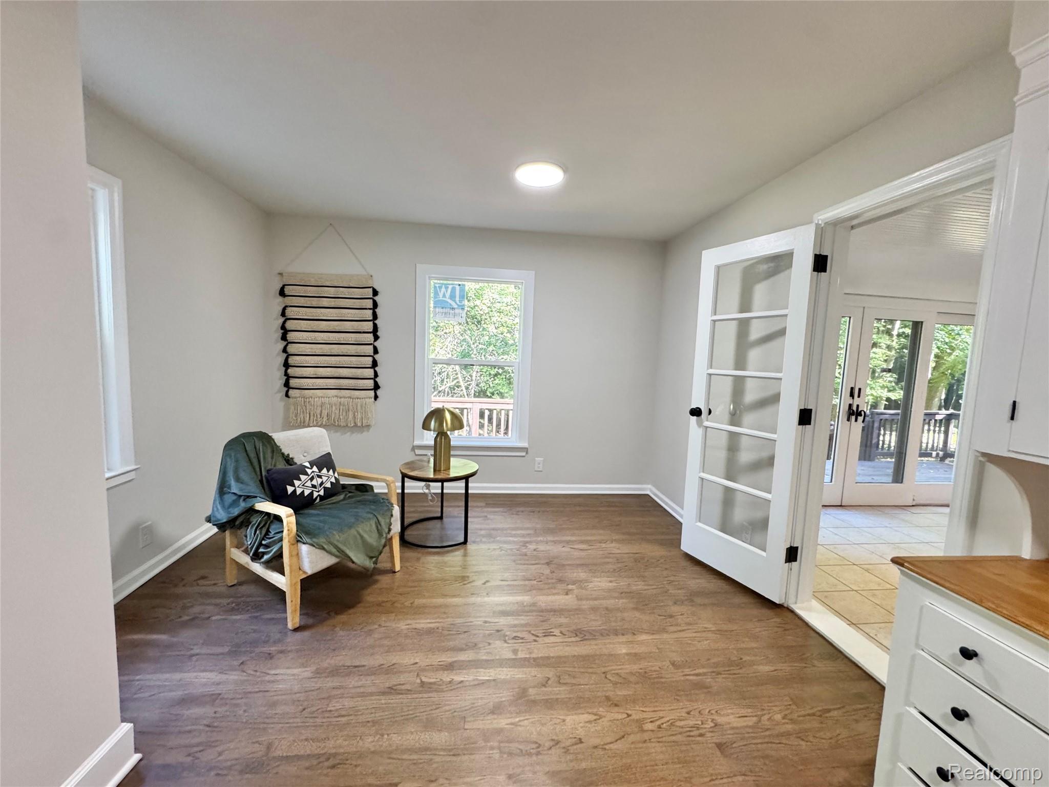 25400 Larkins Street Property Photo 19