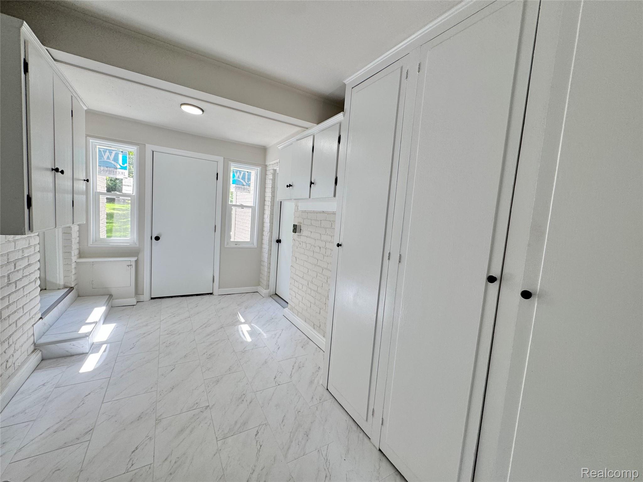 25400 Larkins Street Property Photo 23