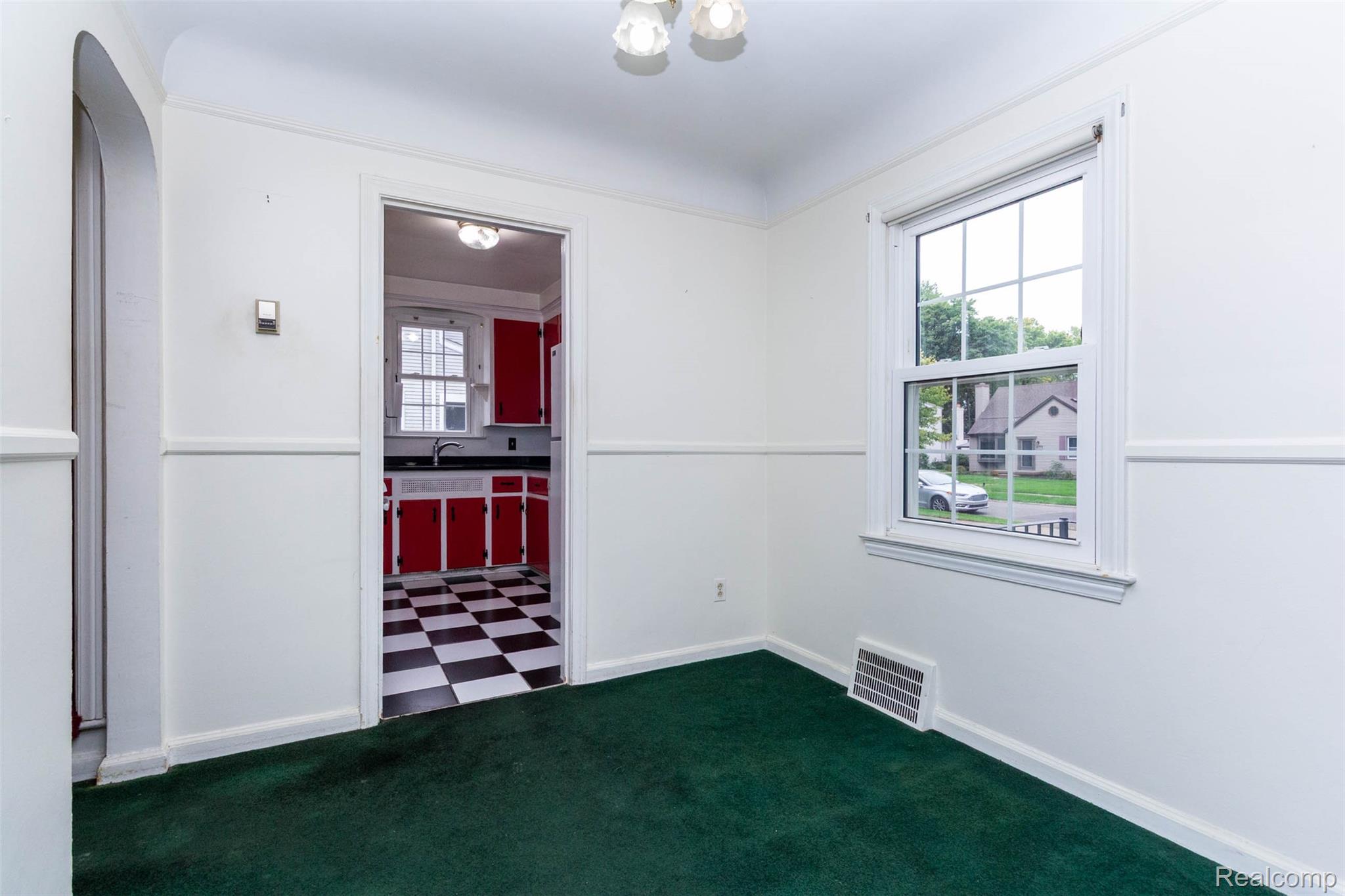 2800 Cummings Avenue Property Photo 13