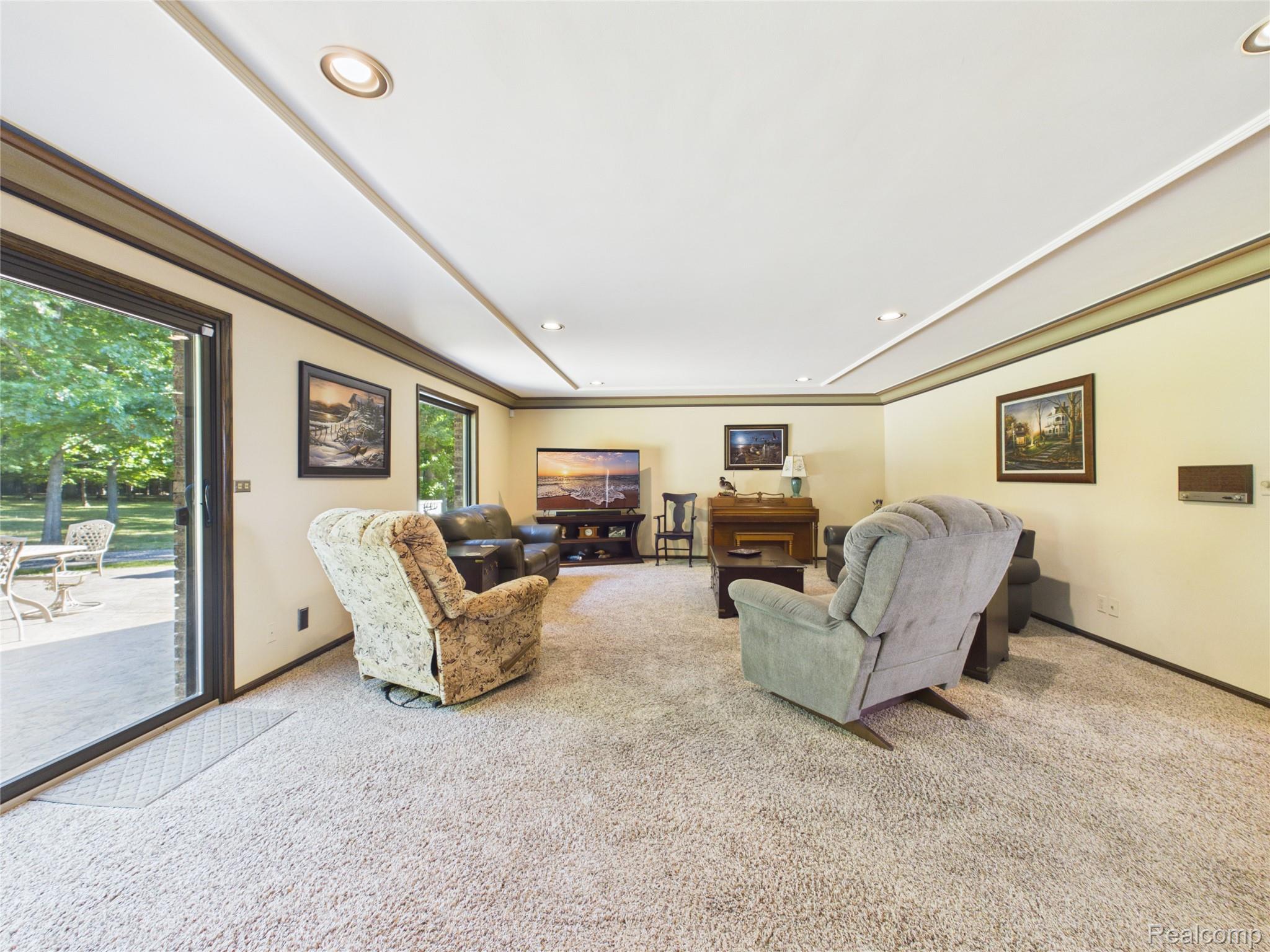 9515 E Bristol Road Property Photo 19