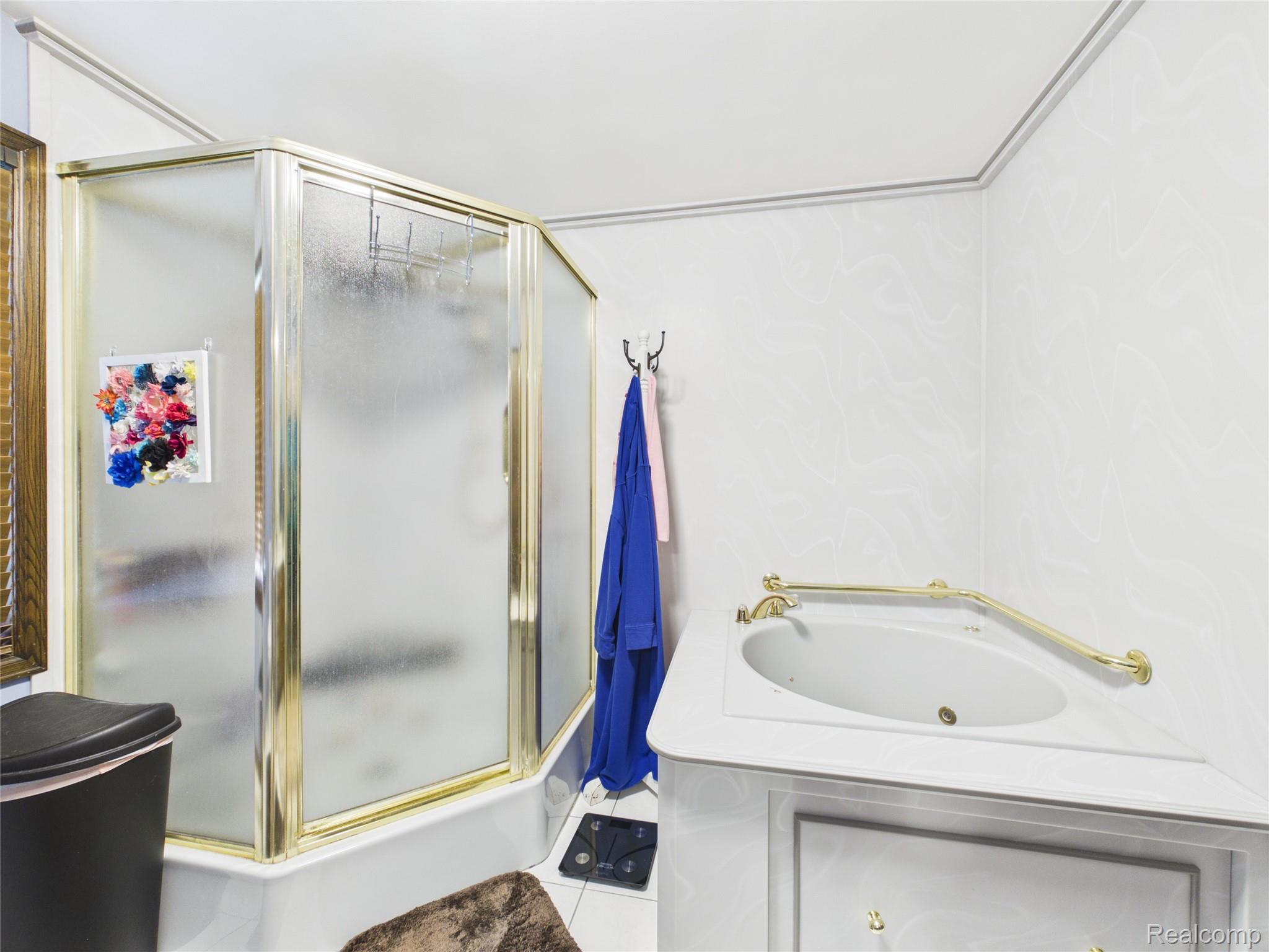 9515 E Bristol Road Property Photo 25