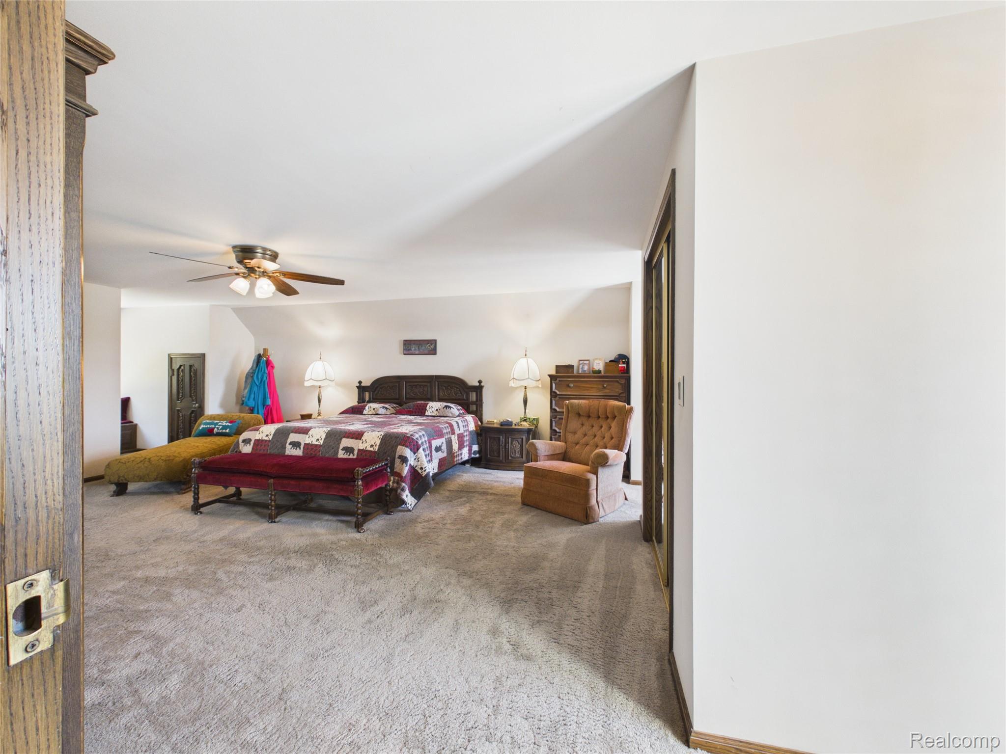 9515 E Bristol Road Property Photo 33