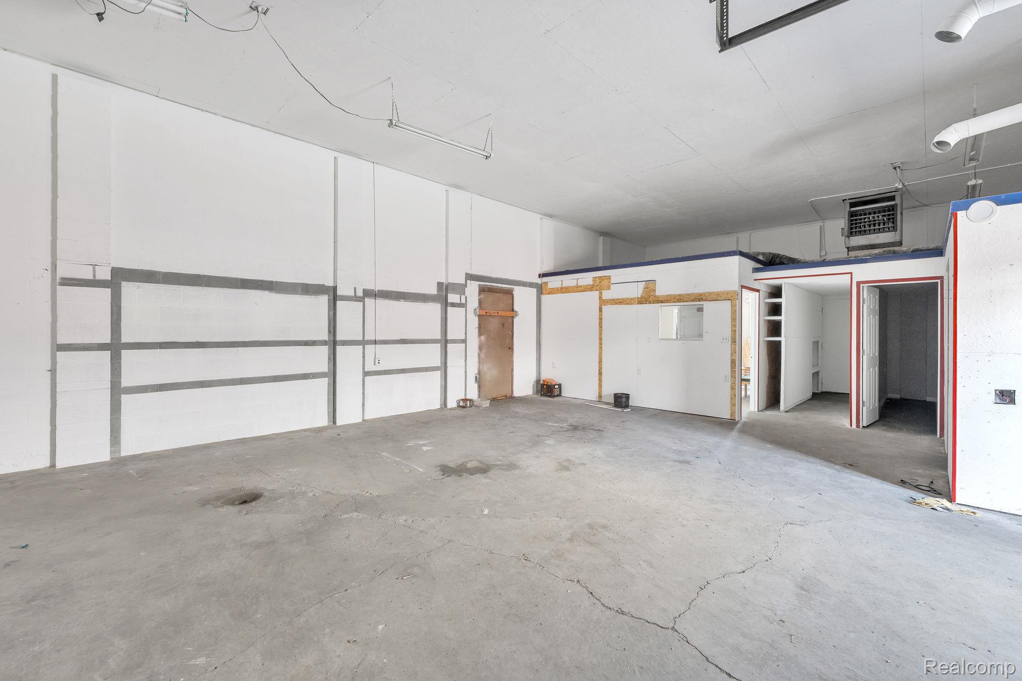 531 Woodlawn Avenue Property Photo 8