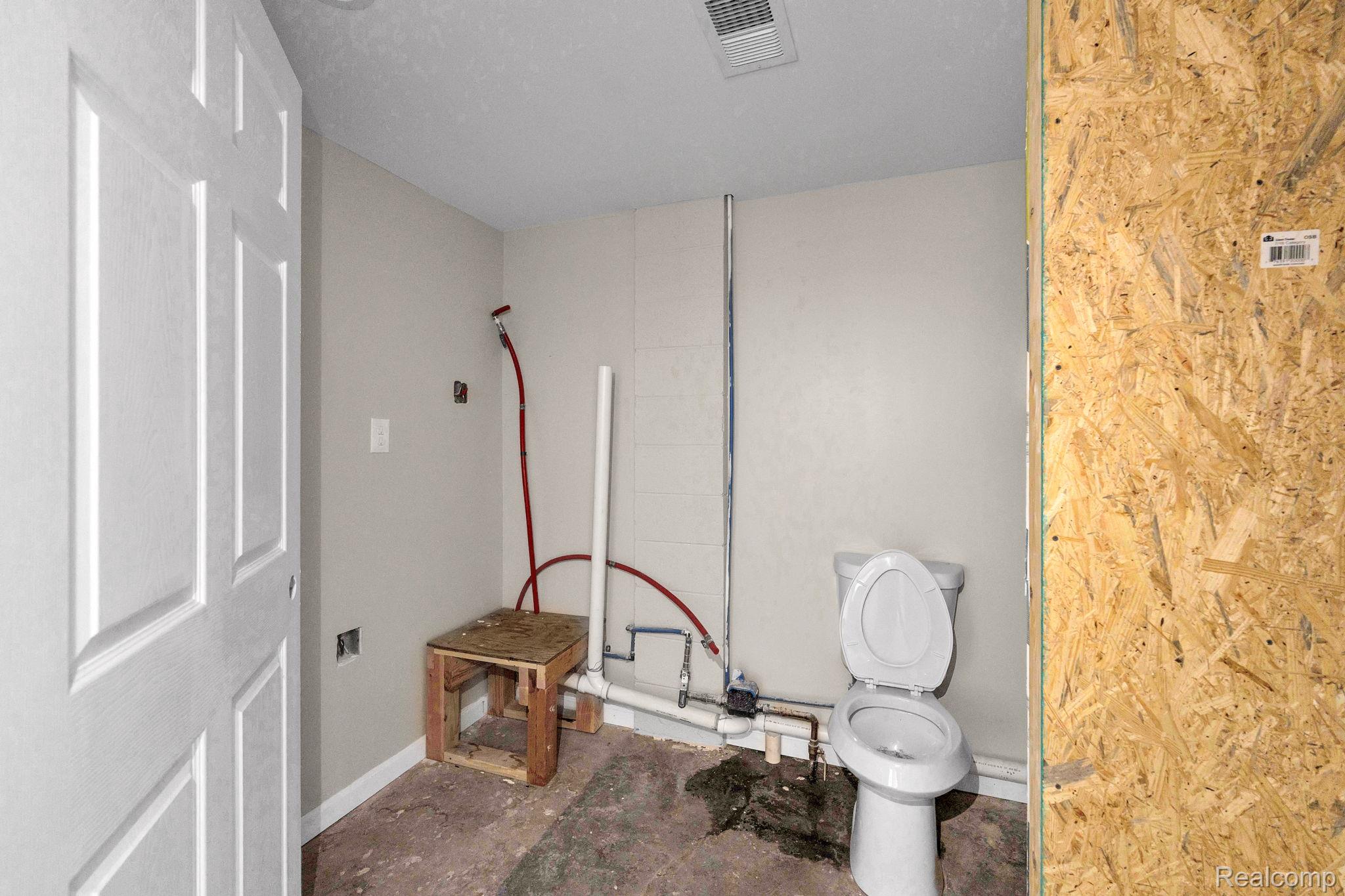 531 Woodlawn Avenue Property Photo 10