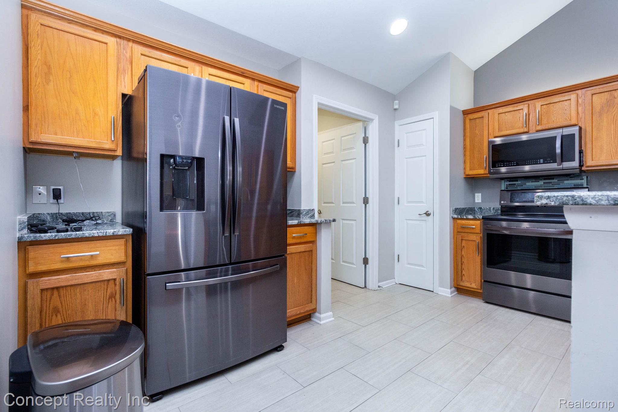 11035 Brookwood Property Photo 13