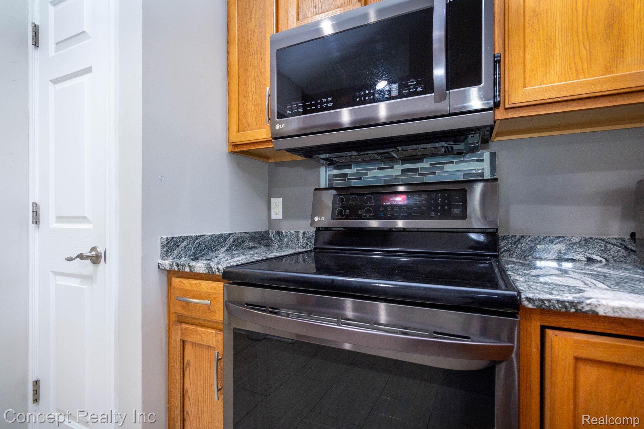 11035 Brookwood Property Photo 16