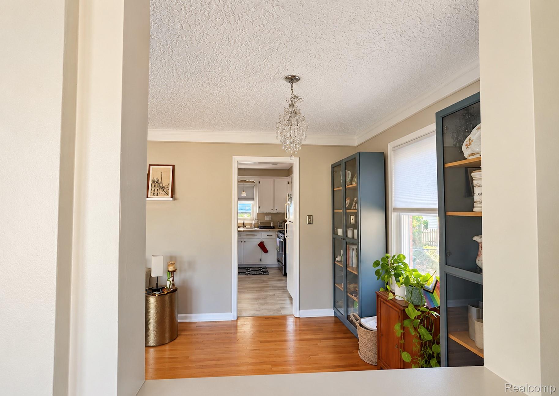 22701 Princeton Street Property Photo 4