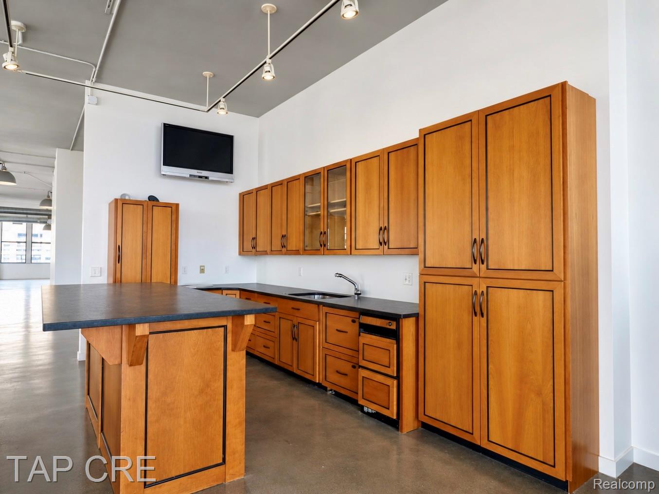 151 W Congress Street 6a Property Photo 5