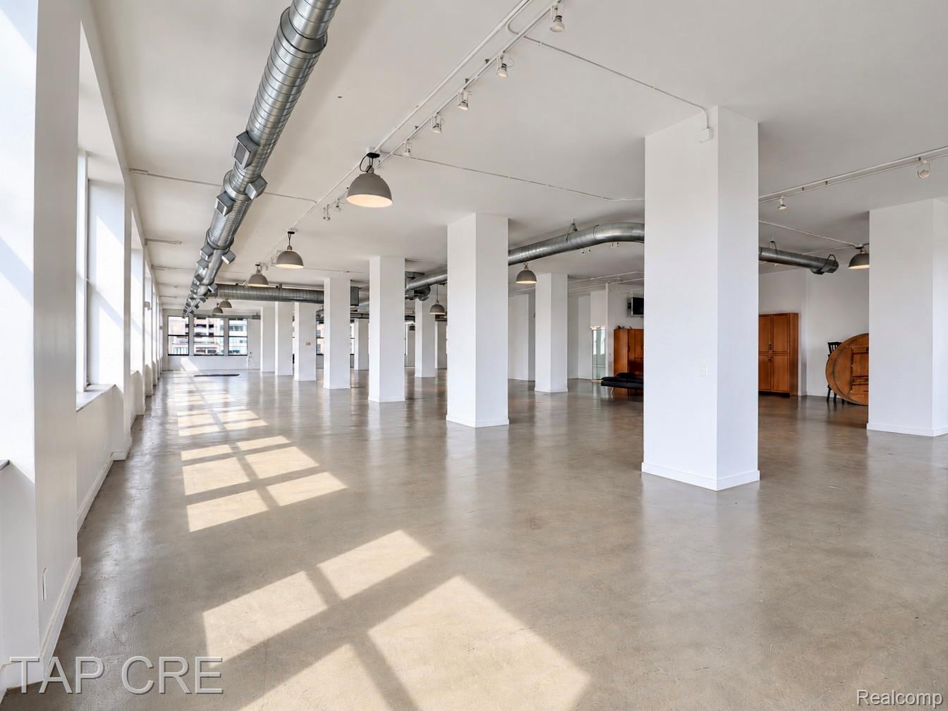 151 W Congress Street 6a Property Photo 7