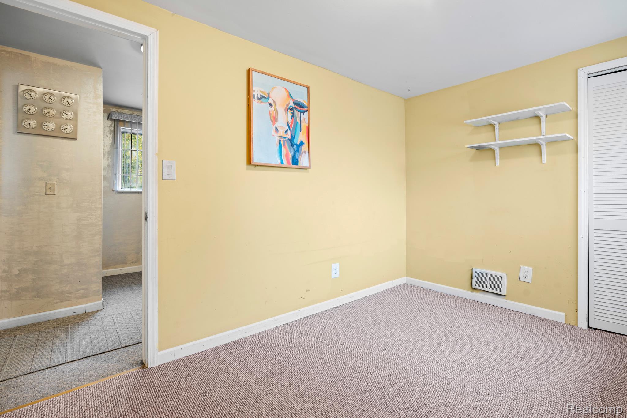 29249 Everett Street Property Photo 16