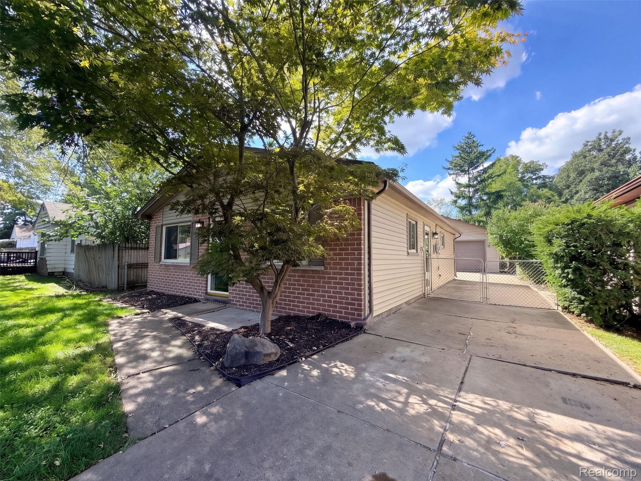 16108 Ziegler Street Property Photo 15