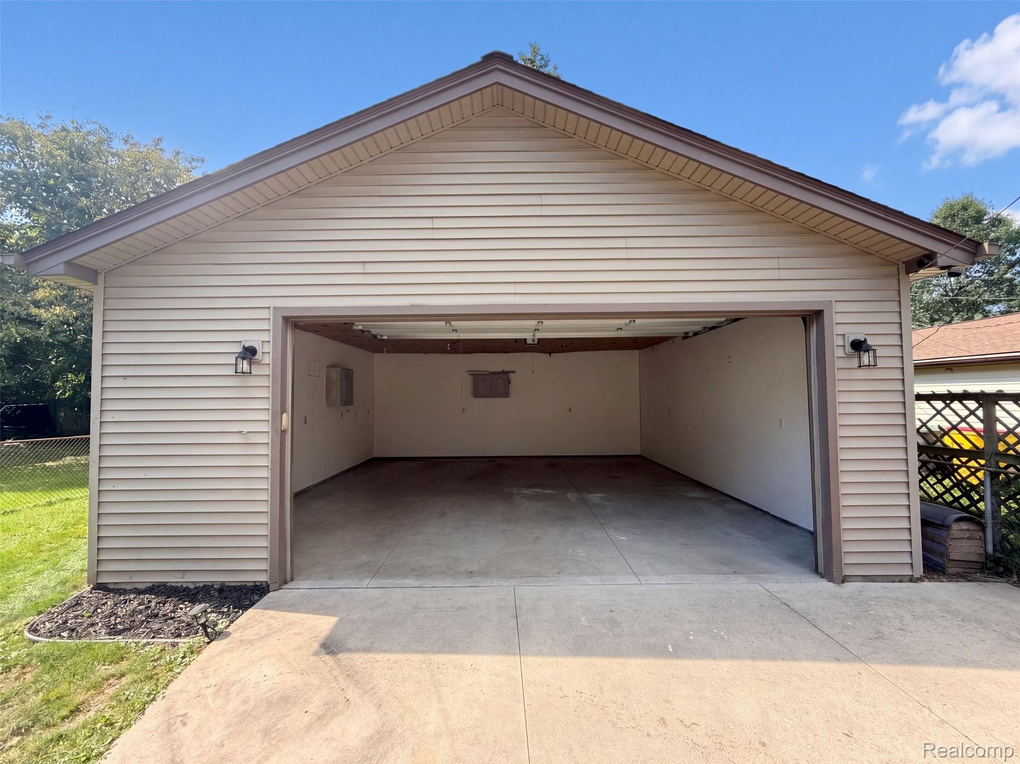16108 Ziegler Street Property Photo 16