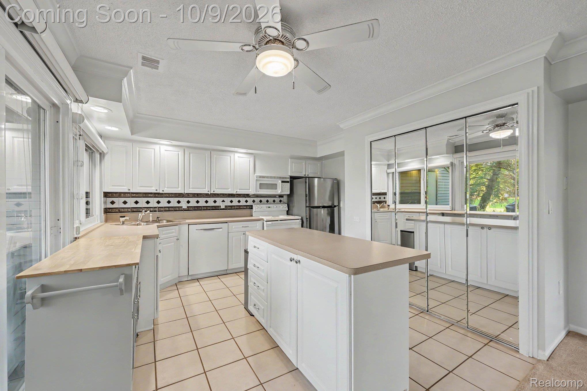 2668 Williamsburg Circle Property Photo 2
