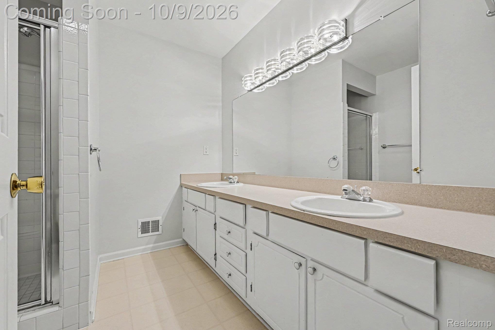 2668 Williamsburg Circle Property Photo 16