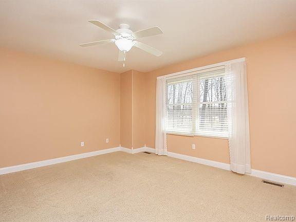 325 Woodhaven Place Property Photo 14