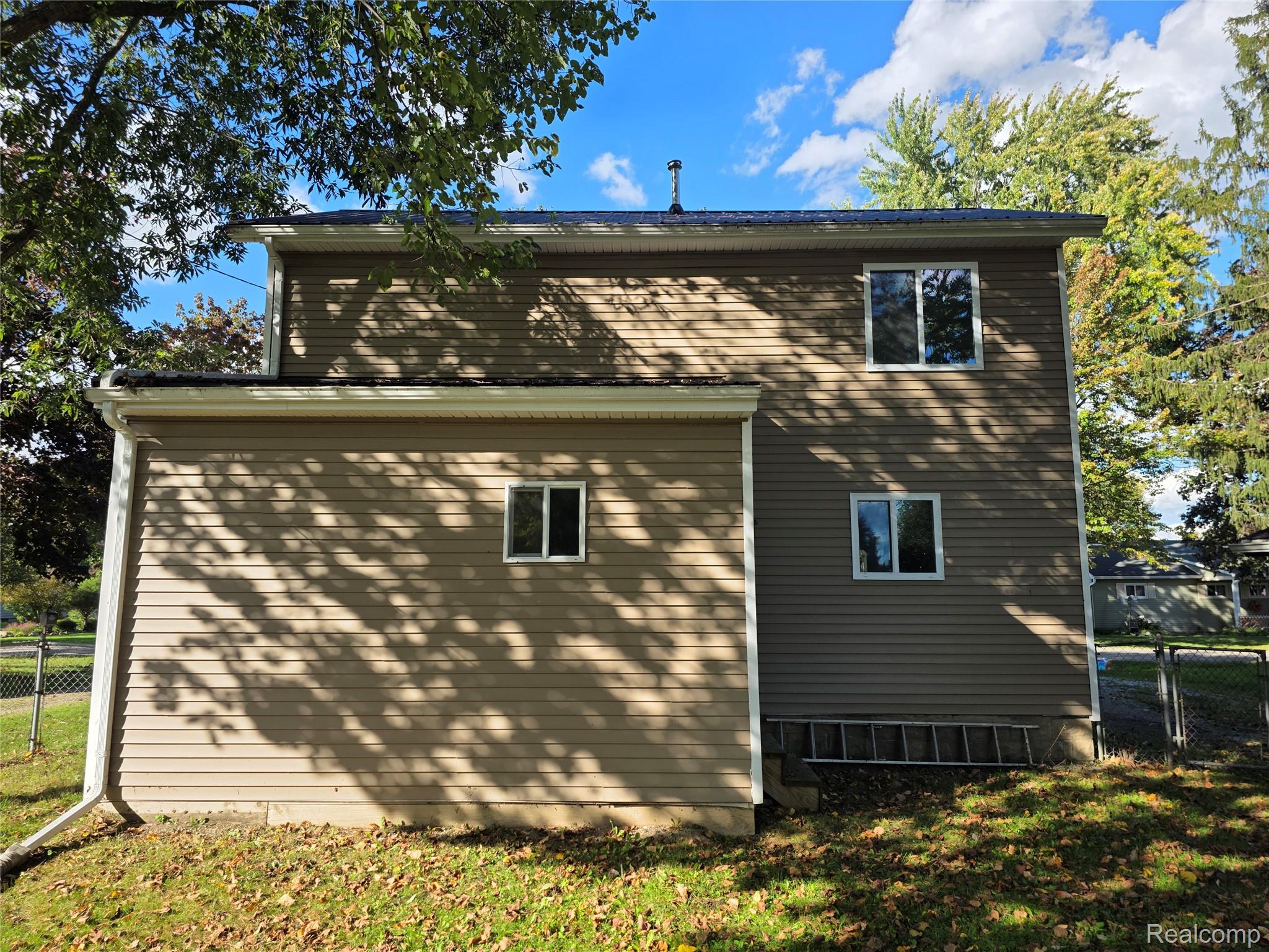 11 Clark Street Property Photo 5