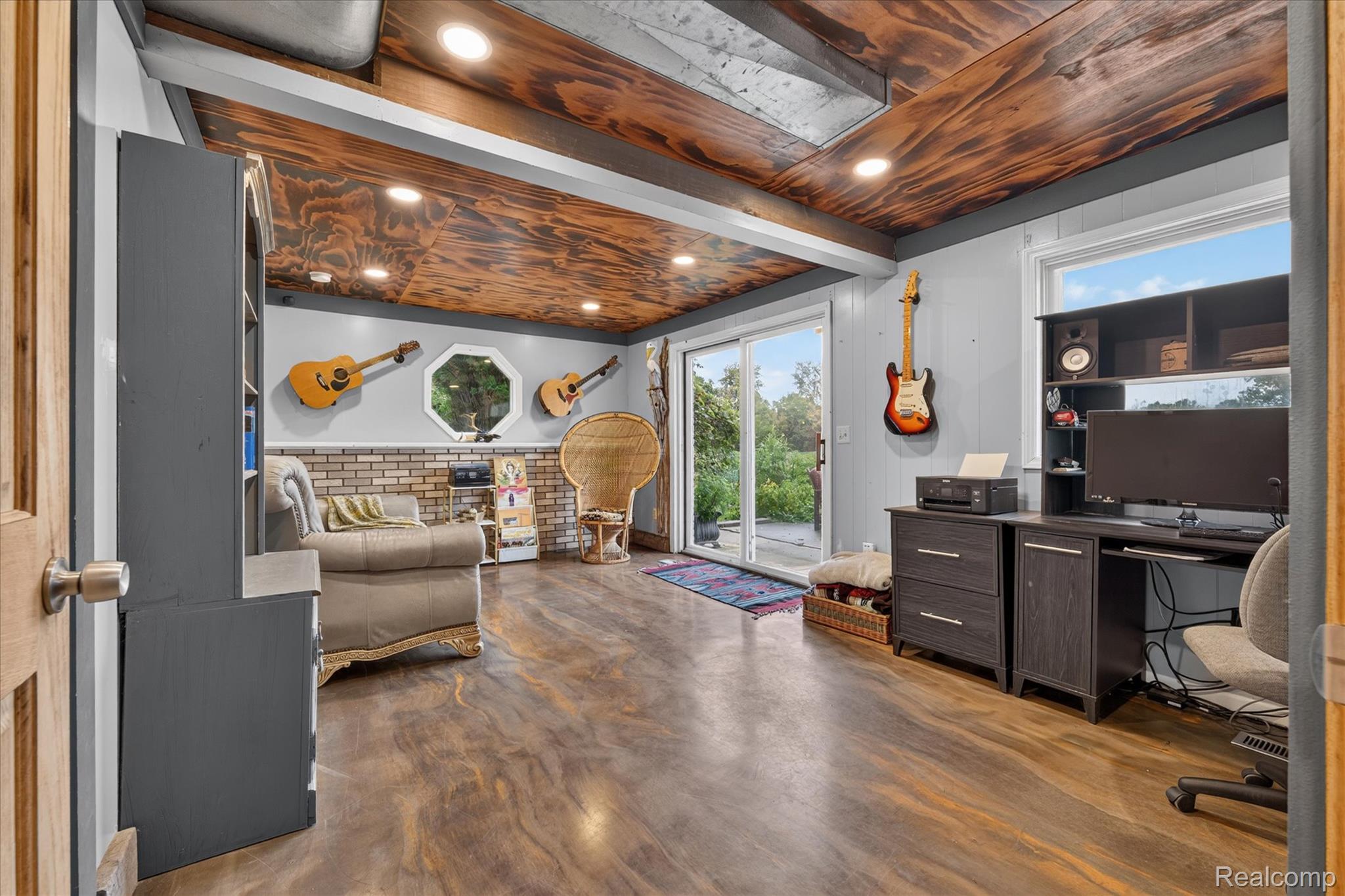 7375 Tubspring Road Property Photo 16