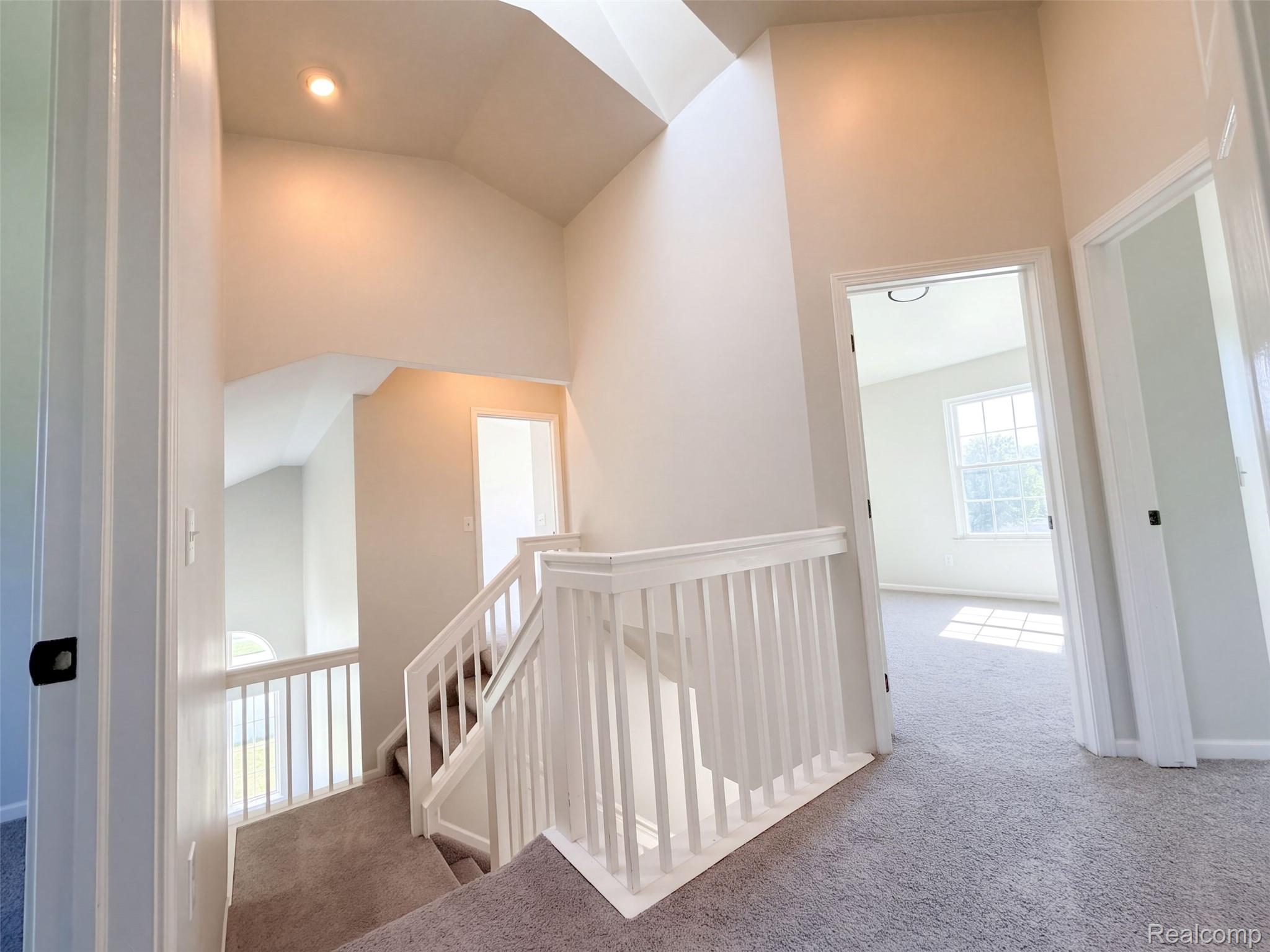 7457 Streamwood Drive Property Photo 12