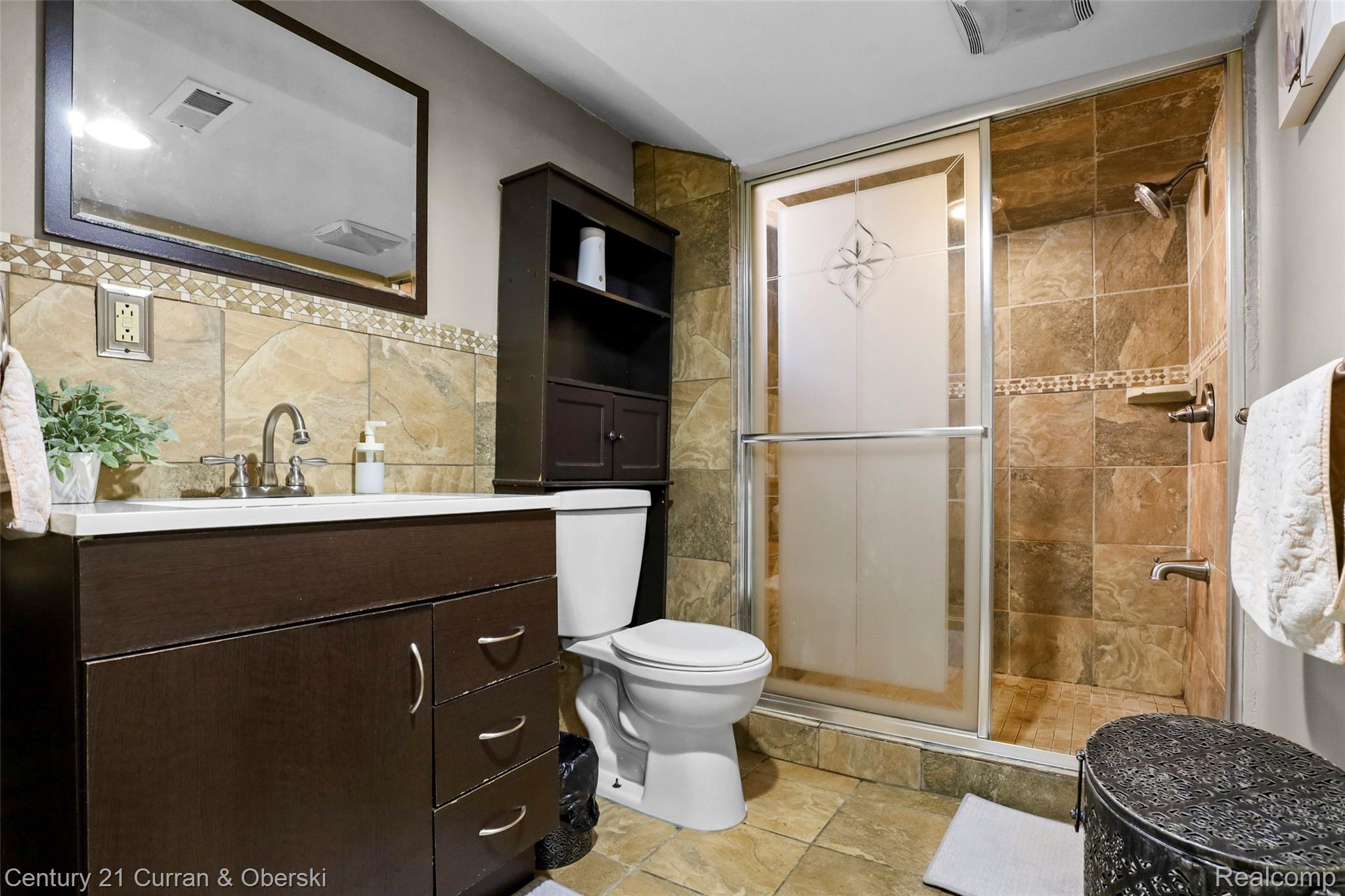 6233 Oakman Boulevard Property Photo 30