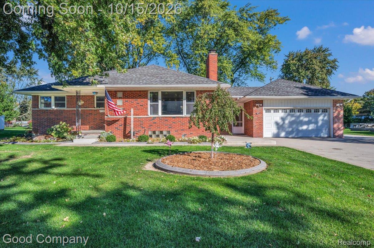 22831 Ulrich Street Property Photo 1