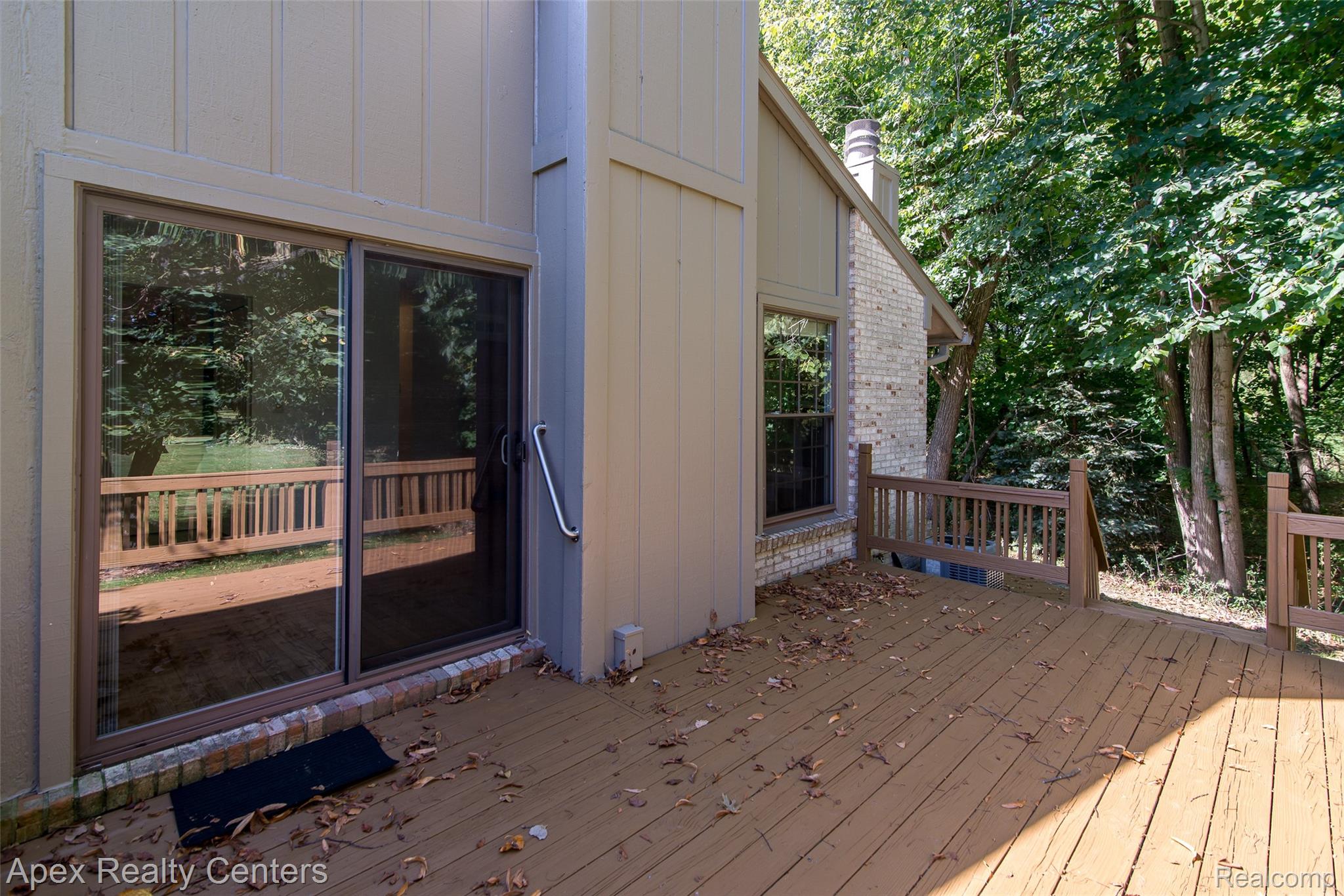 1821 Van Hill Court Property Photo 4
