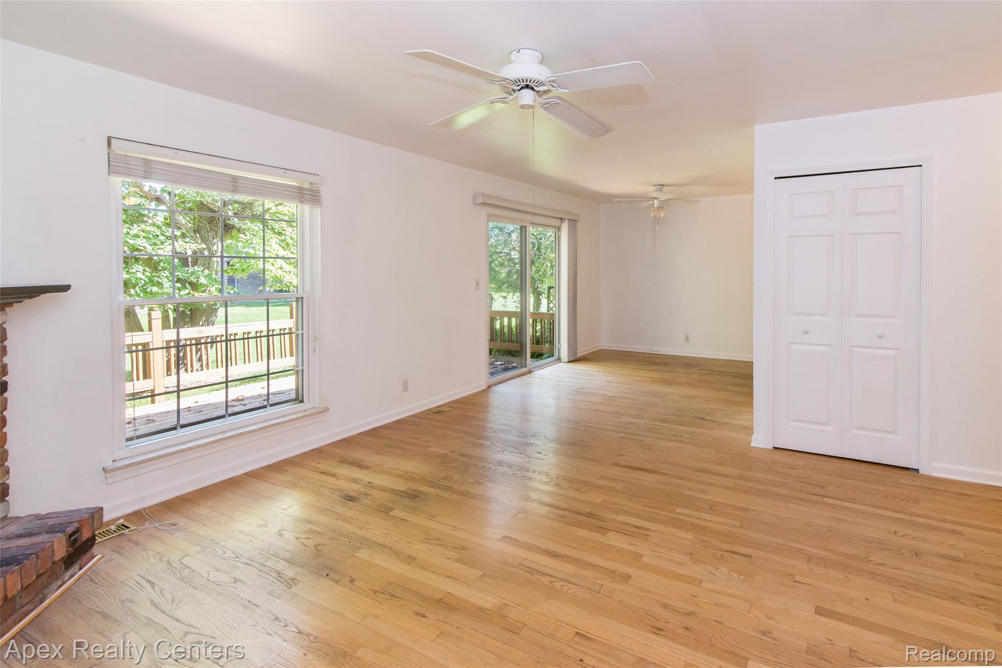 1821 Van Hill Court Property Photo 6