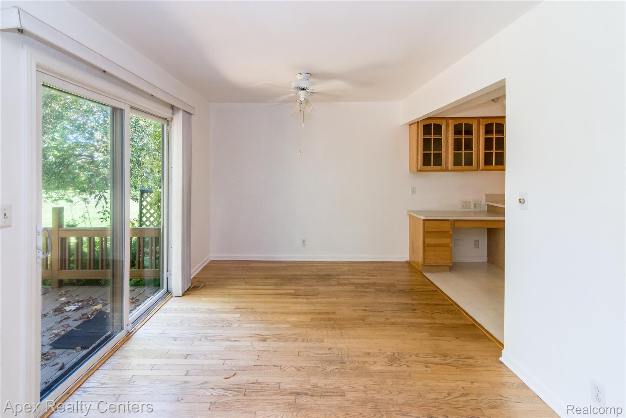 1821 Van Hill Court Property Photo 9