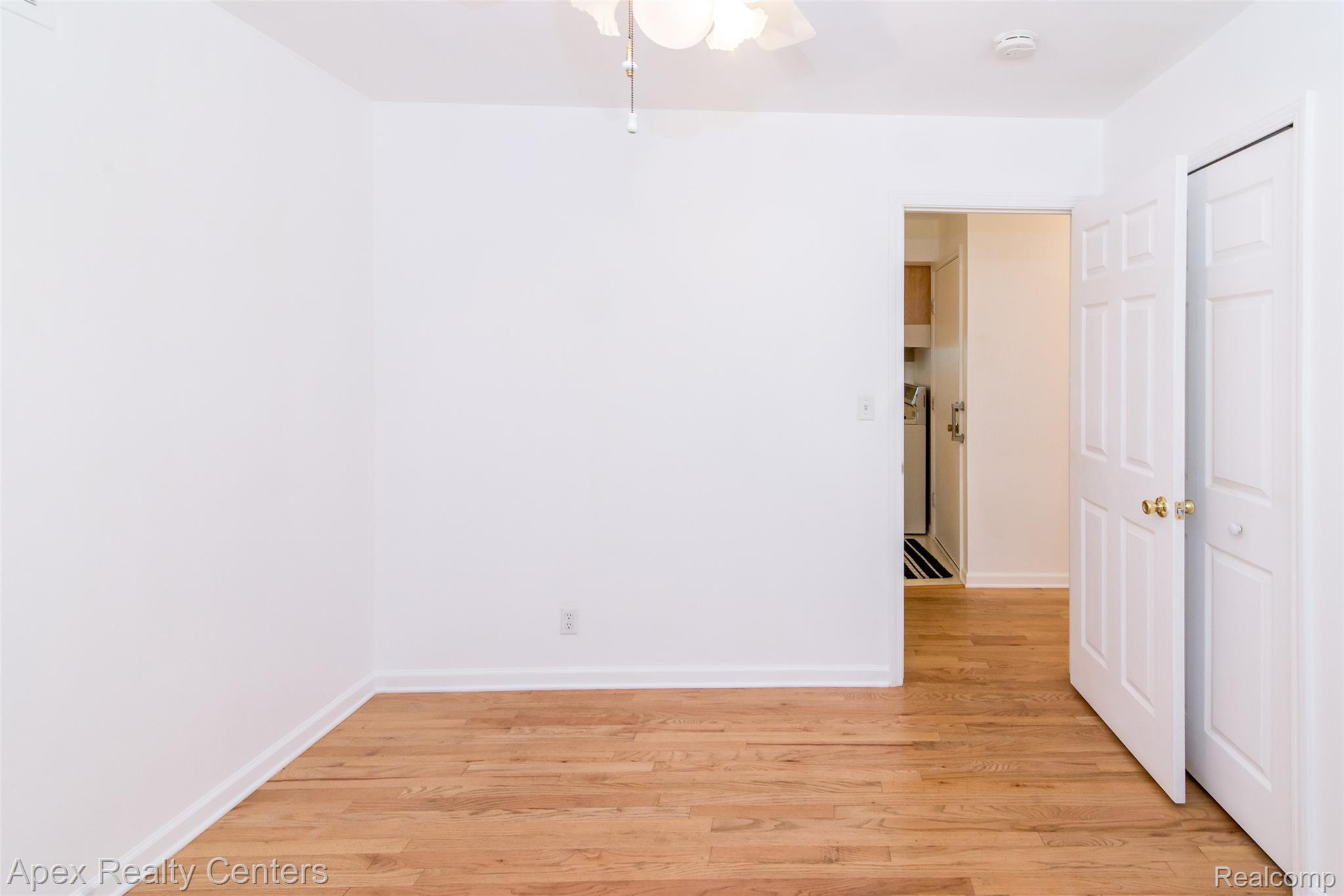 1821 Van Hill Court Property Photo 15