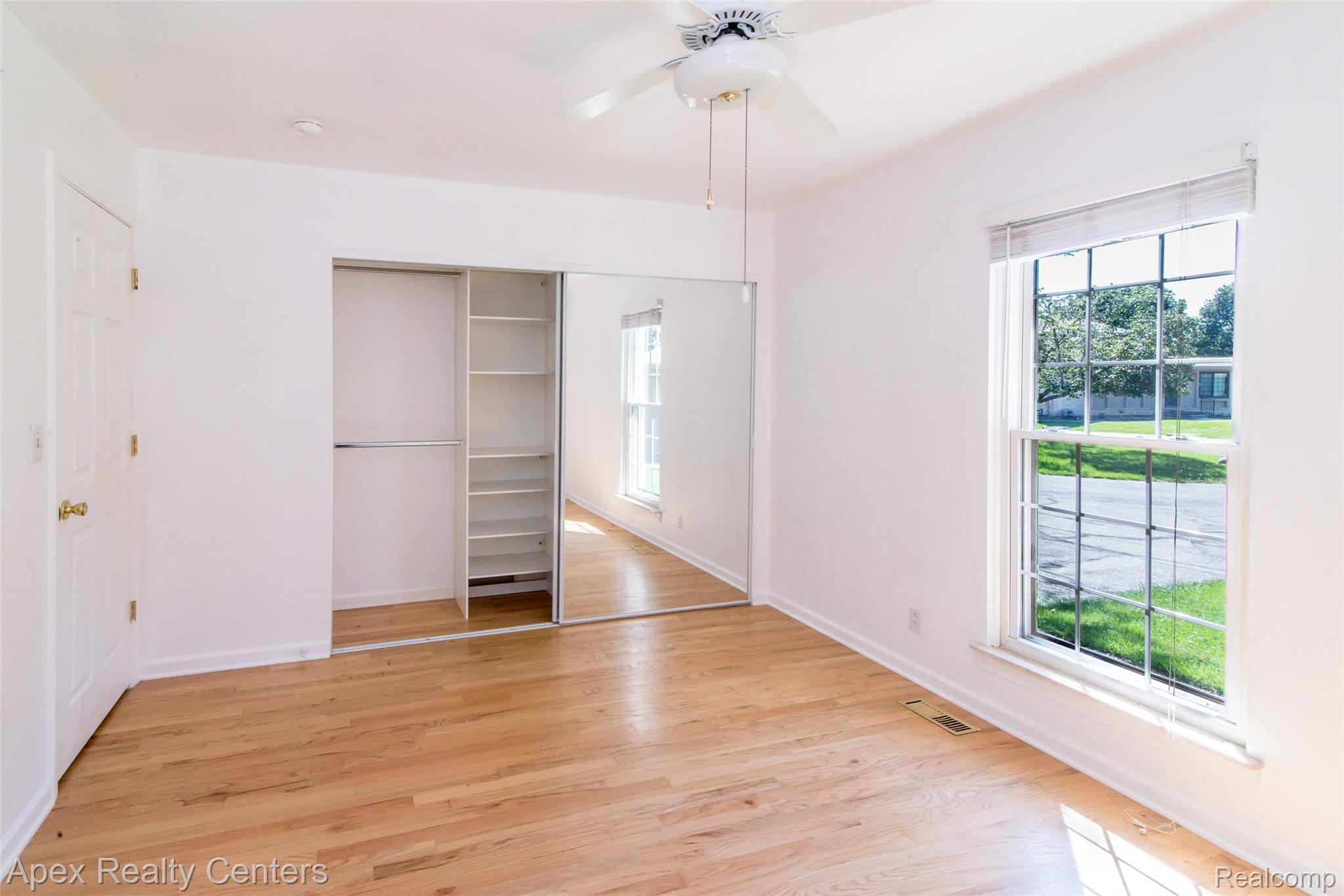 1821 Van Hill Court Property Photo 19