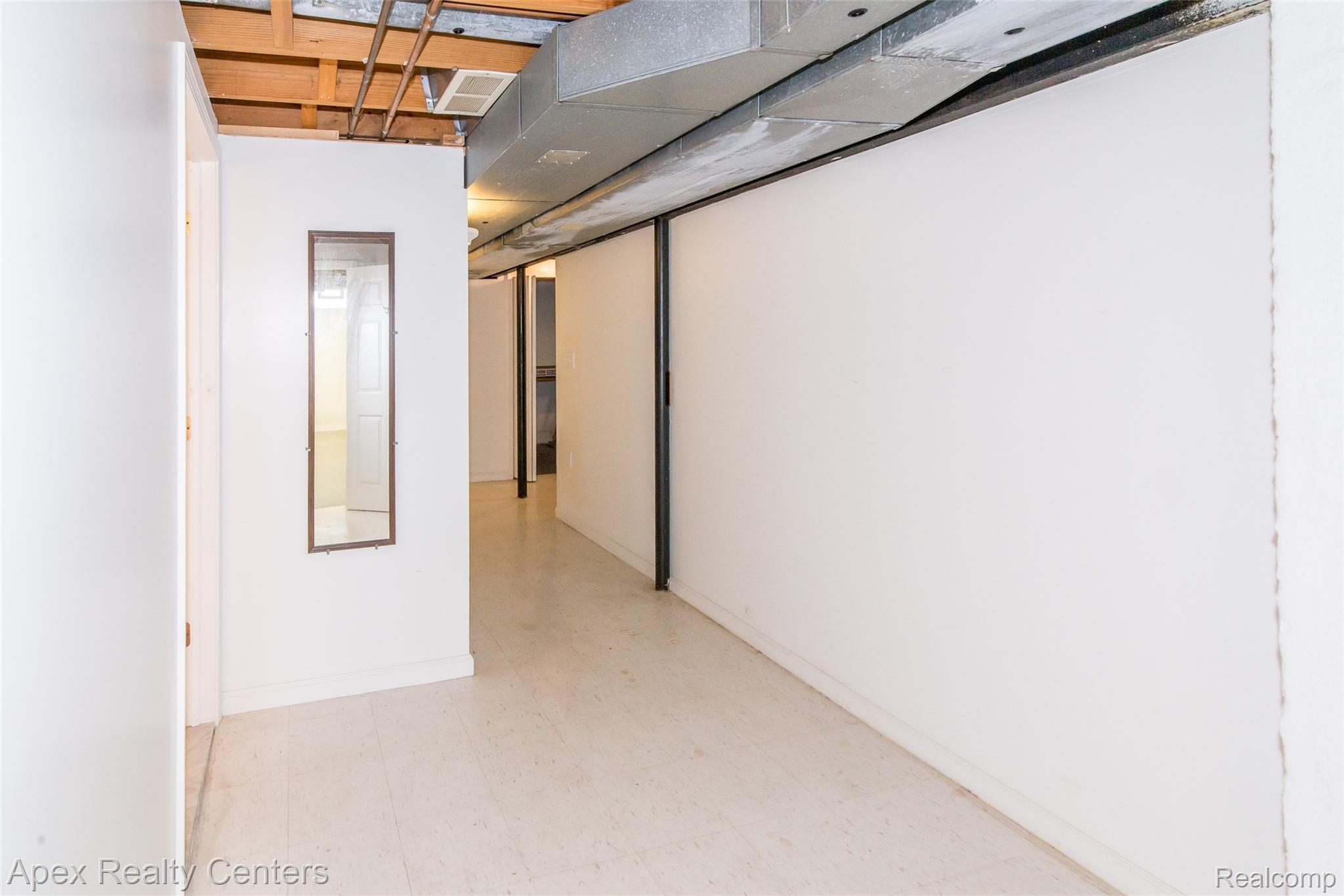 1821 Van Hill Court Property Photo 26