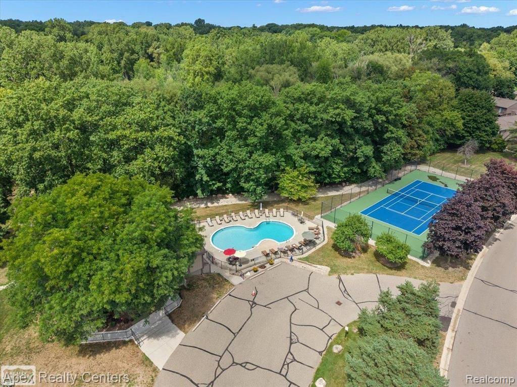 1821 Van Hill Court Property Photo 38