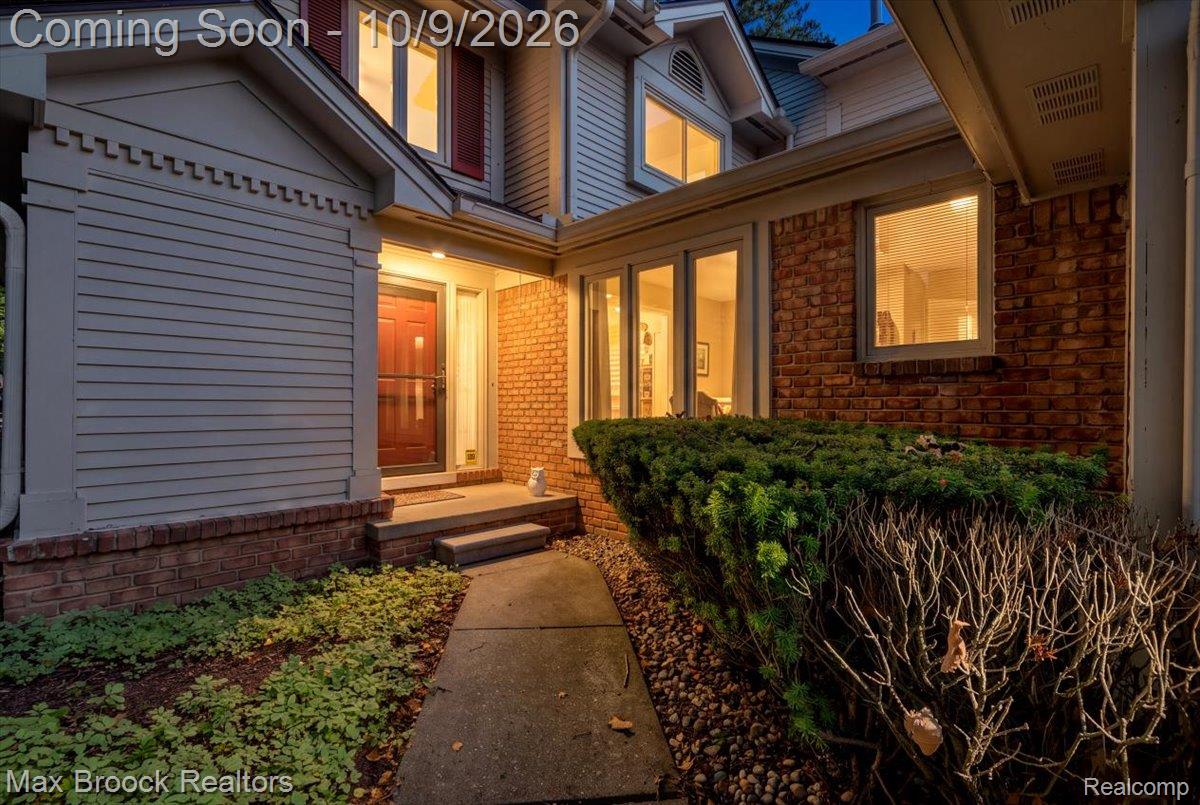 7133 Bridge Way Property Photo 1