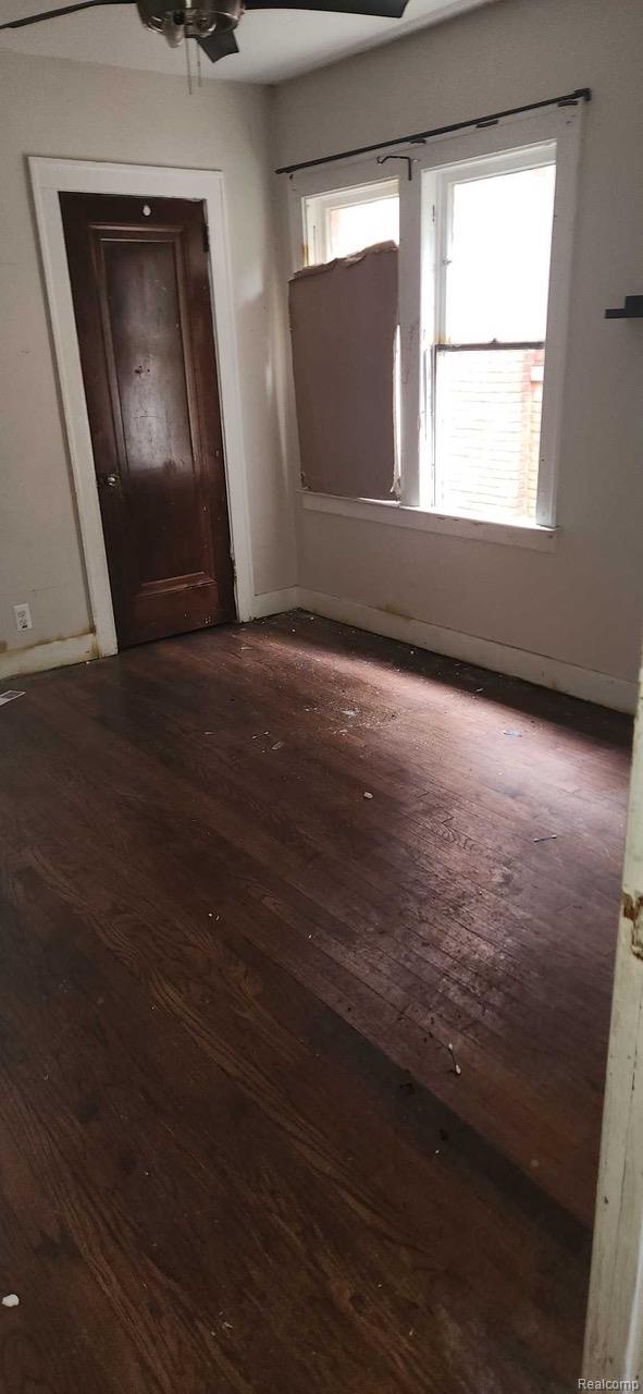 9241 Mendota Street Property Photo 10