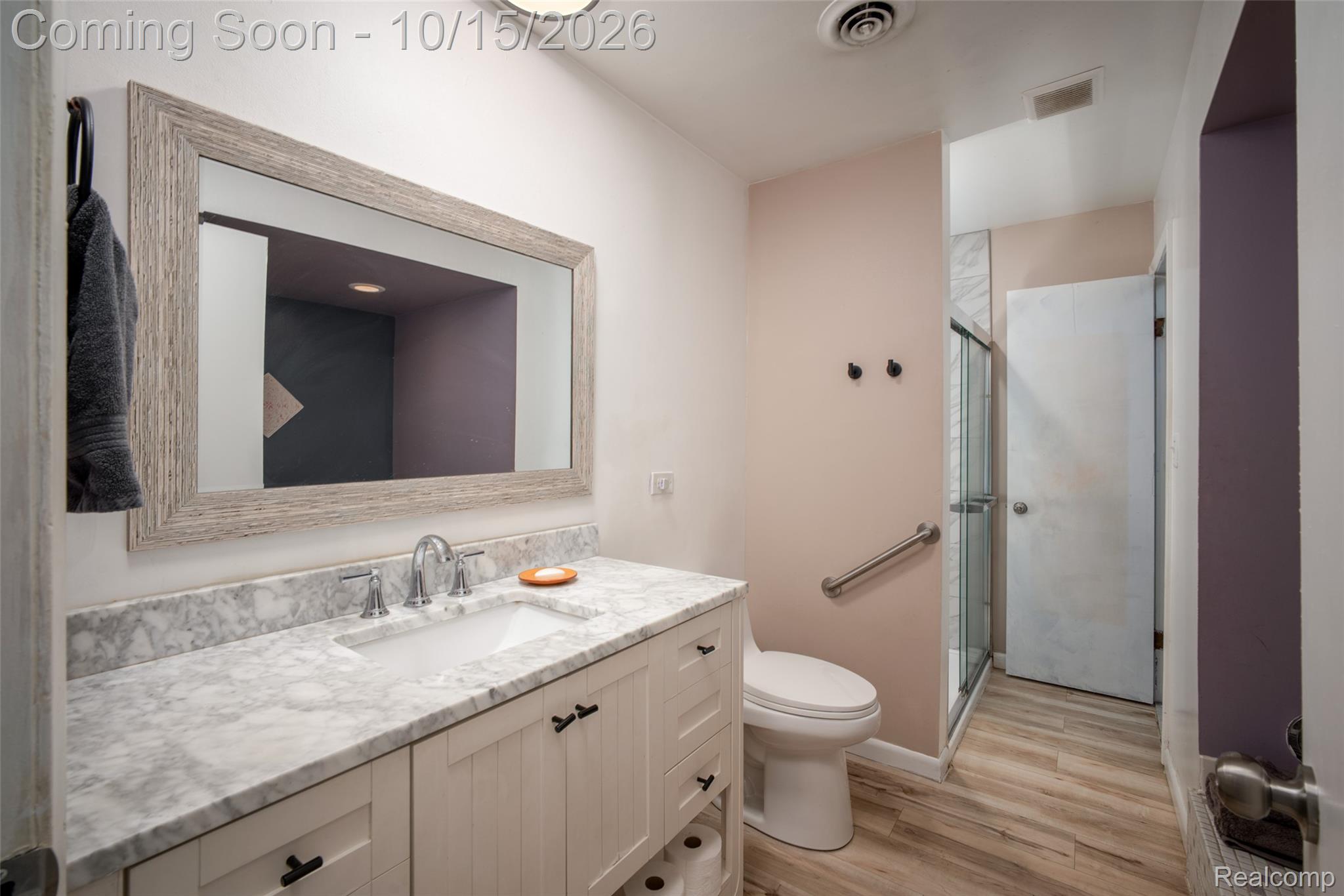 19655 Saxton Avenue Property Photo 20
