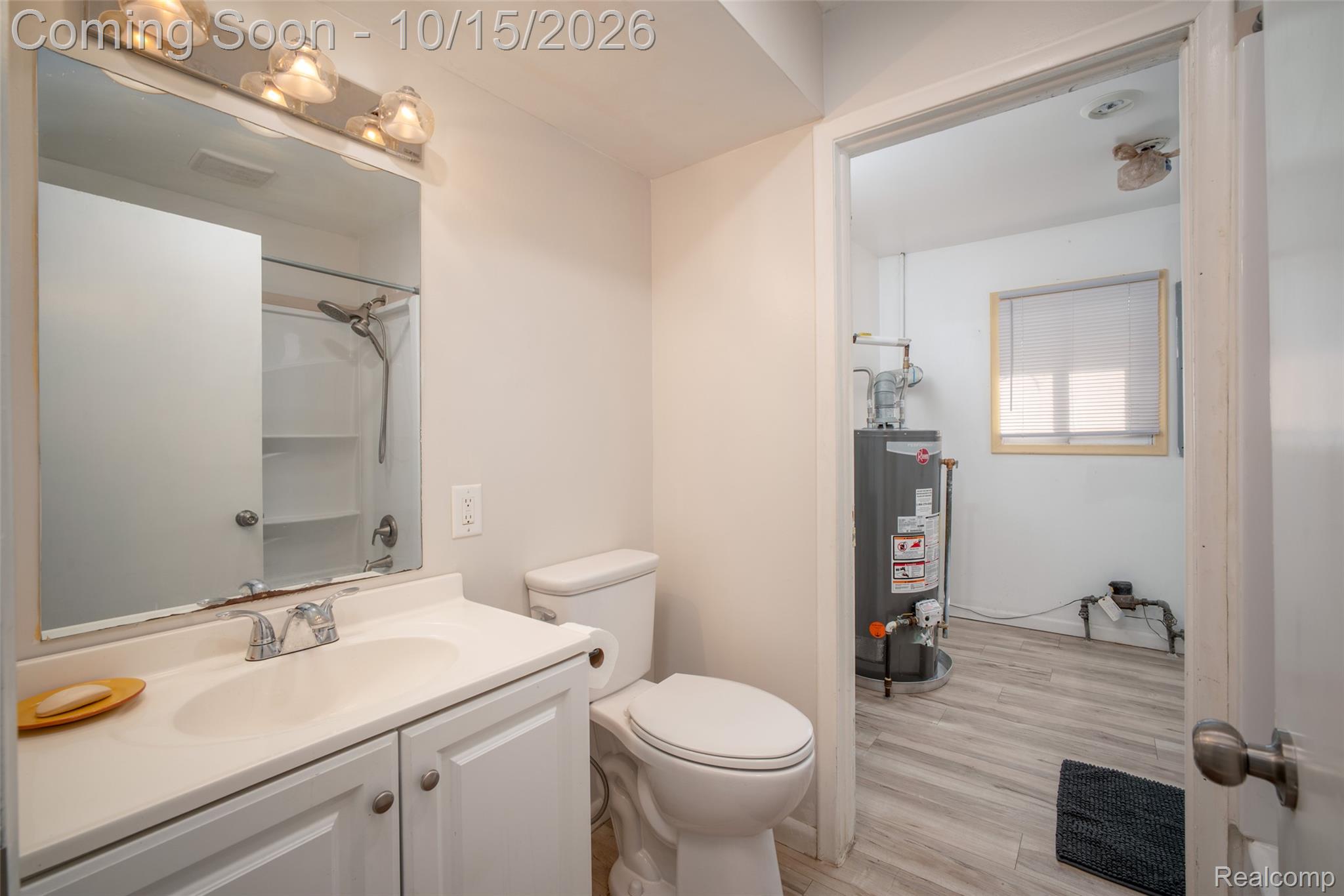 19655 Saxton Avenue Property Photo 26