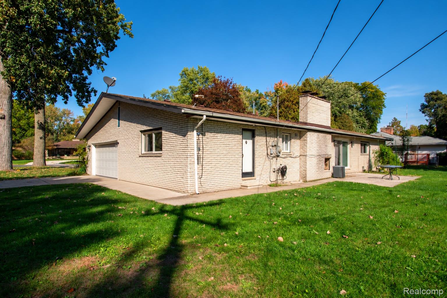19655 Saxton Avenue Property Photo 29