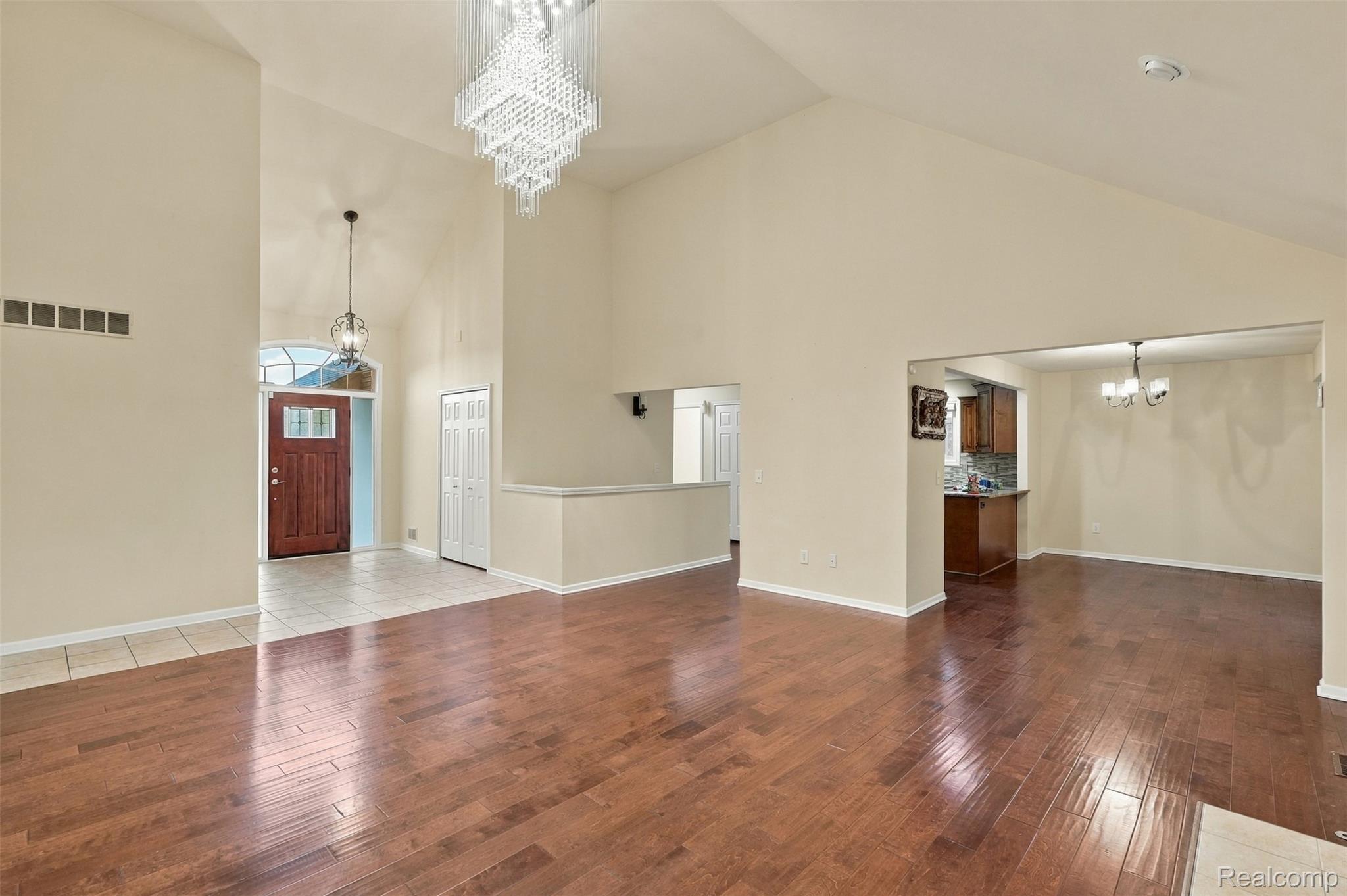 50576 Commons Drive Property Photo 6