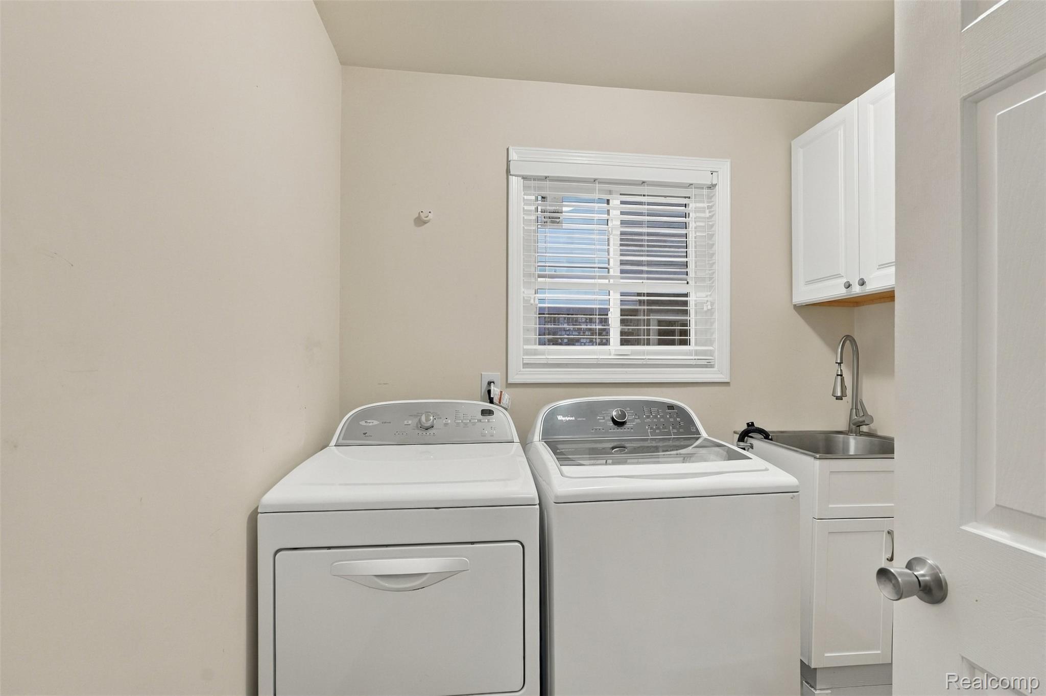 50576 Commons Drive Property Photo 14
