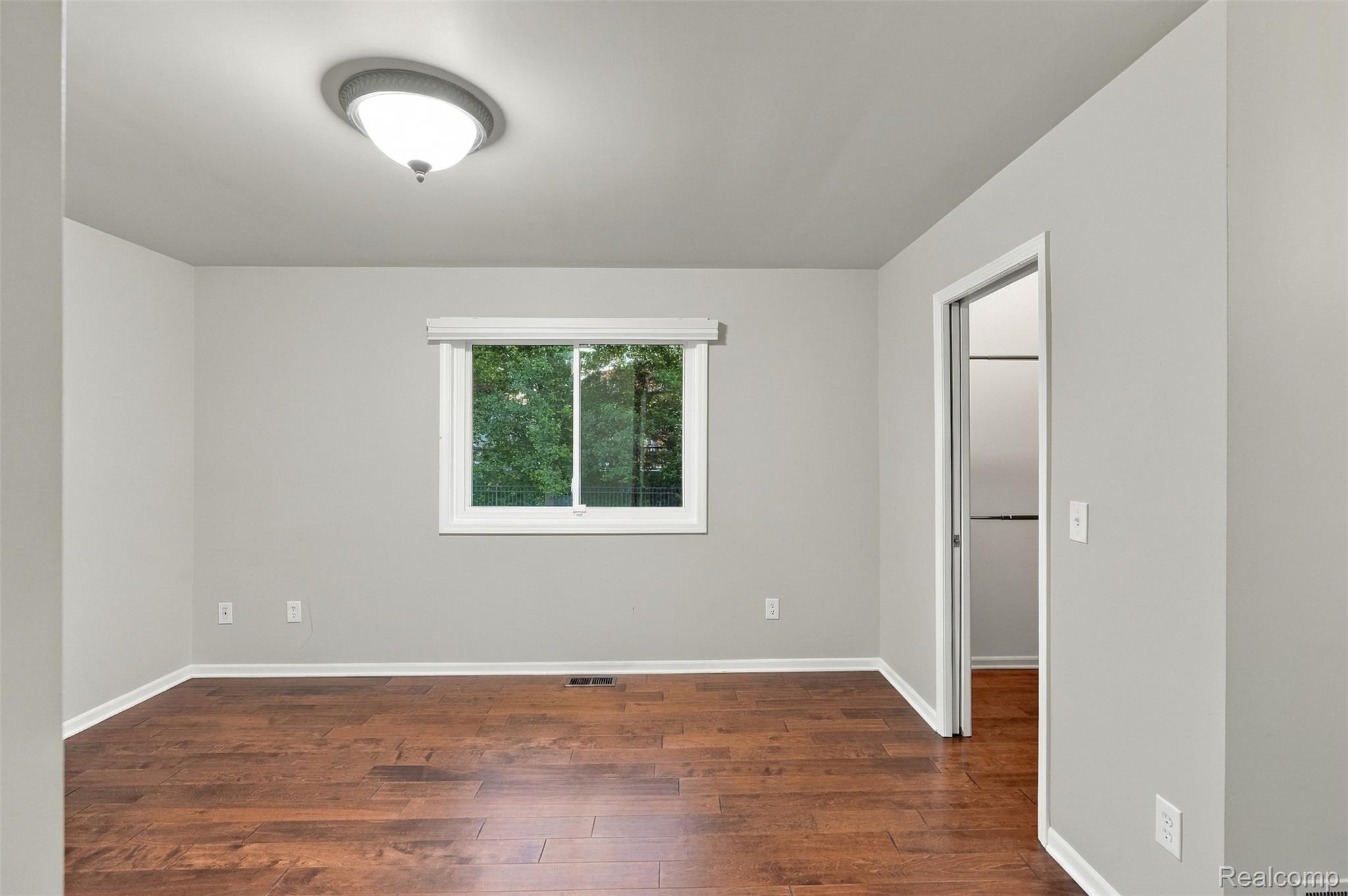 50576 Commons Drive Property Photo 22