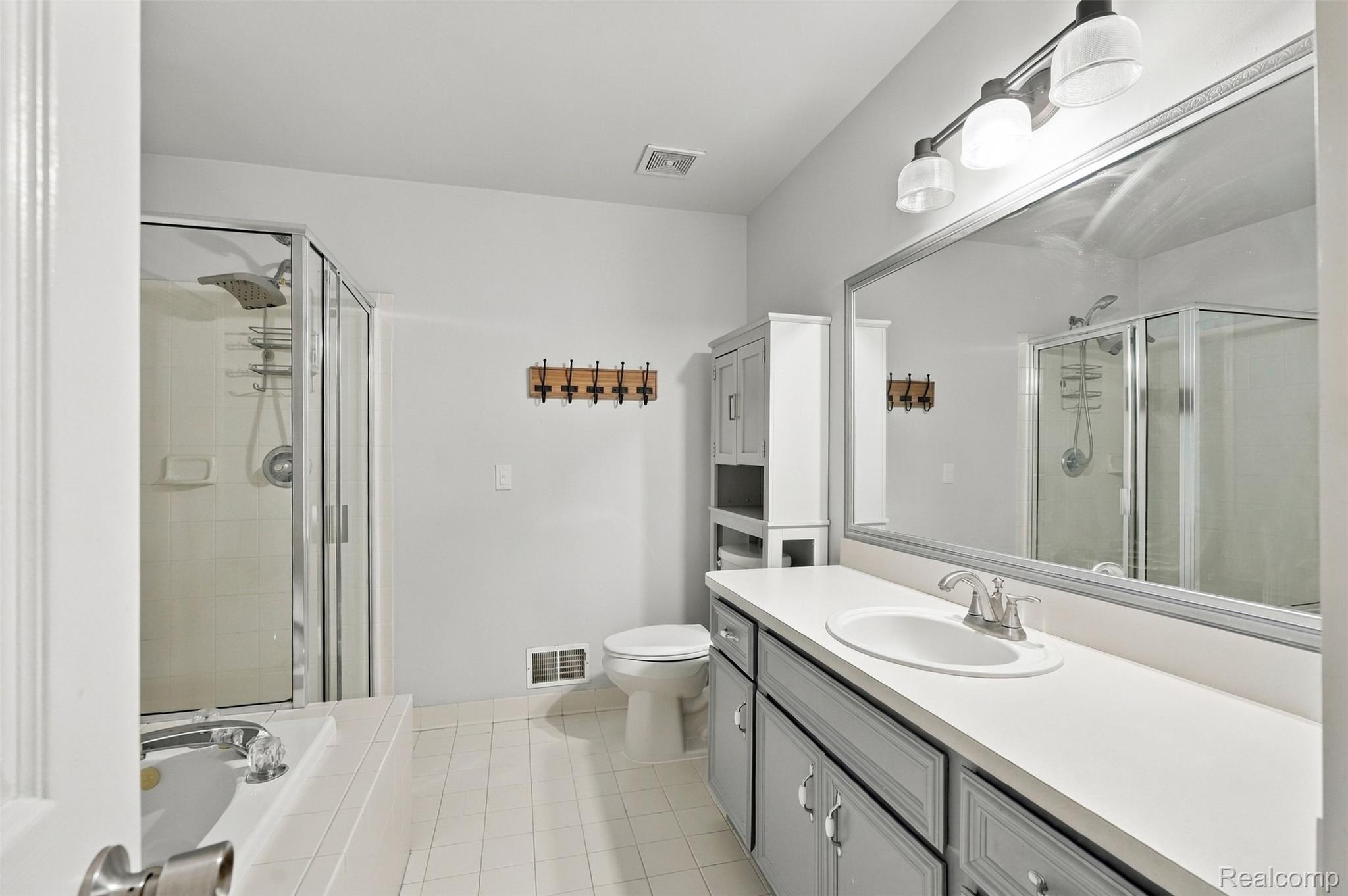 50576 Commons Drive Property Photo 25