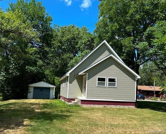 5325 Sitka Street Property Photo 2