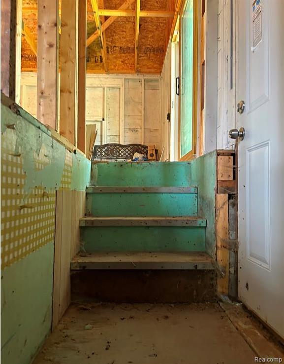 5325 Sitka Street Property Photo 16